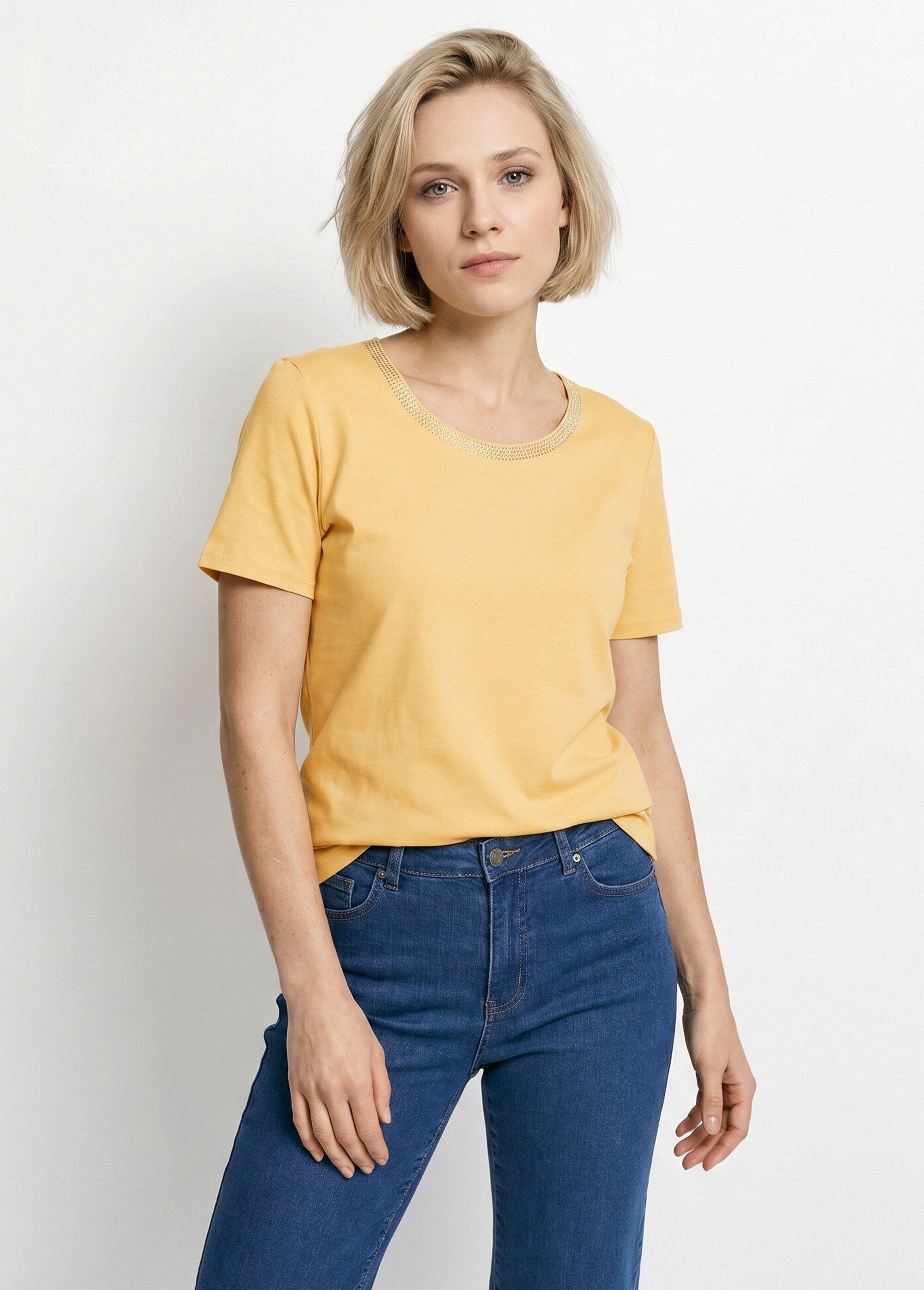 T-shirt manches courtes fantaisie cloutée Femme Jaune CASSIA FA2