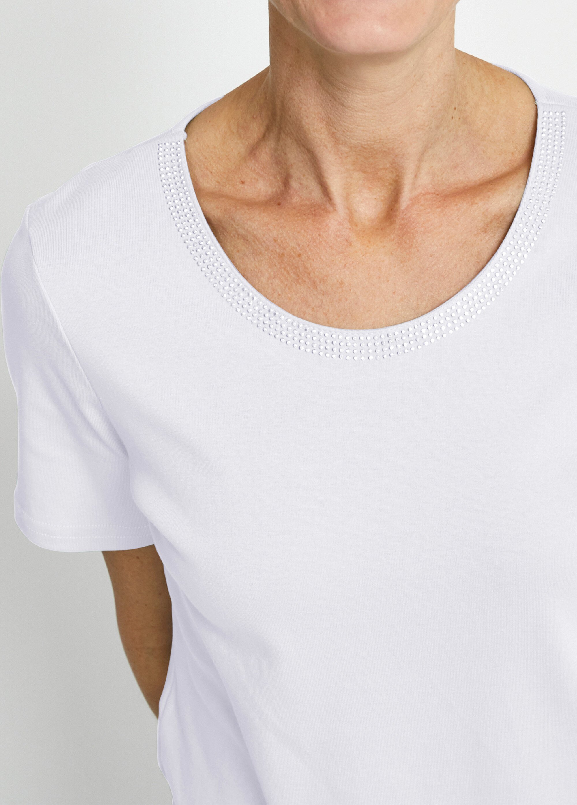 T-shirt manches courtes fantaisie cloutée Femme Blanc CASSIA DE2