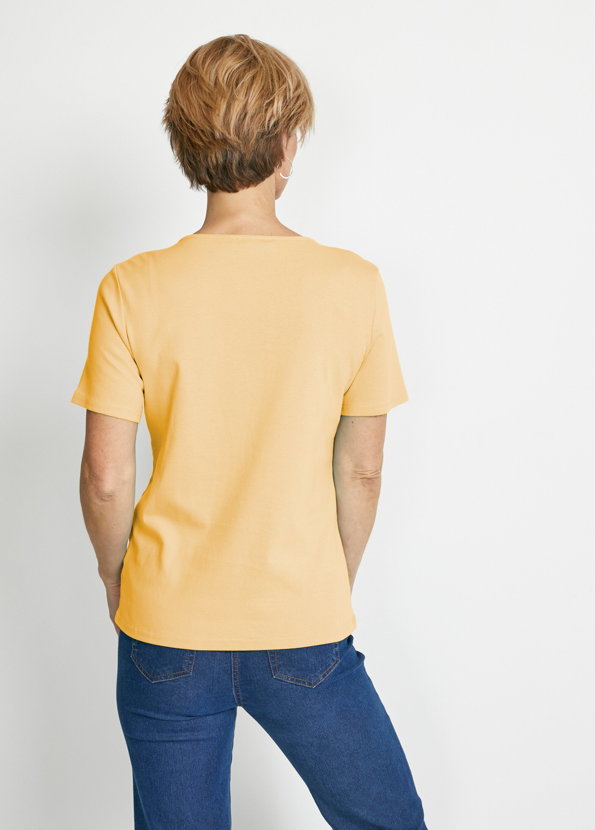 T-shirt manches courtes fantaisie cloutée