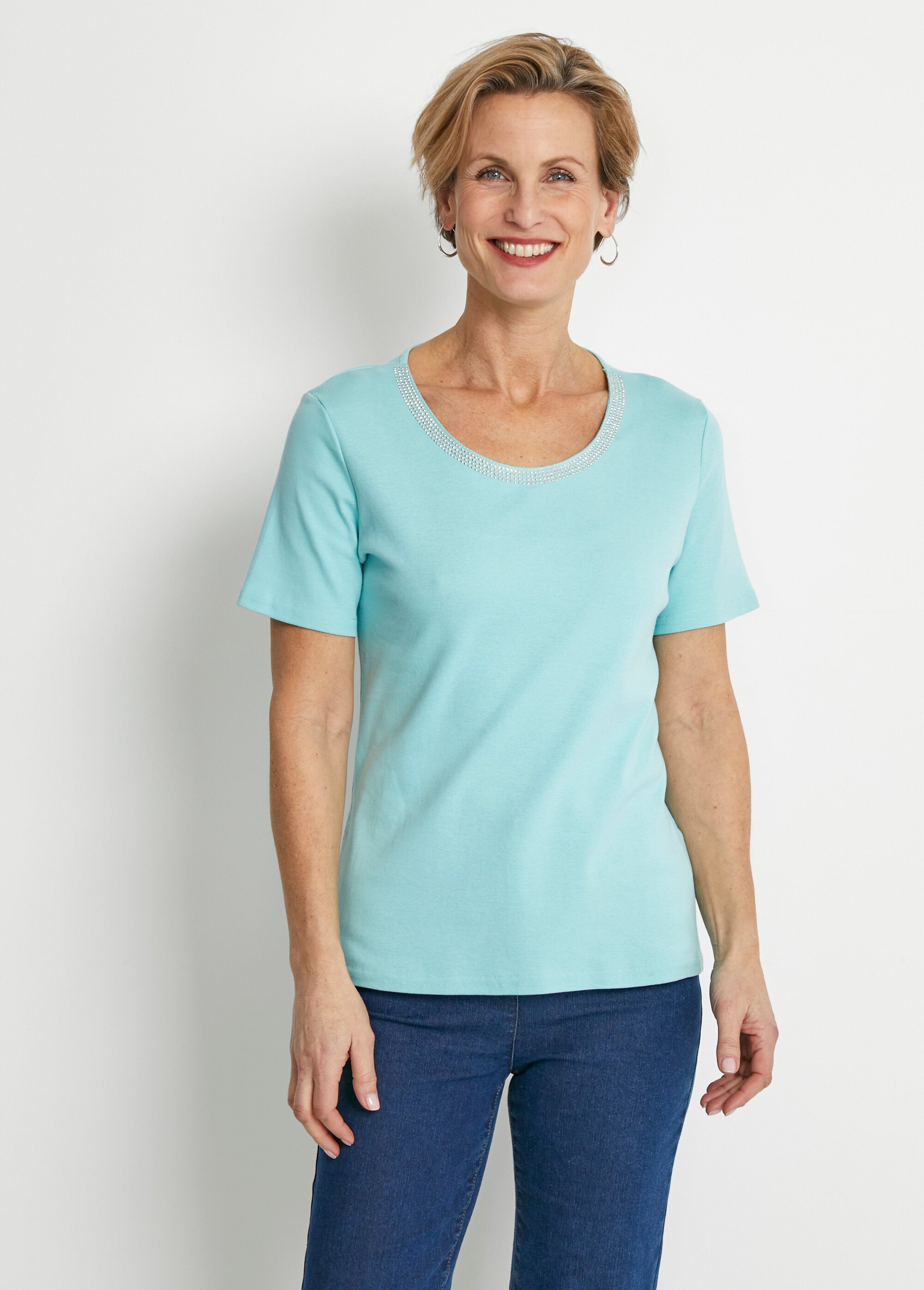 T-shirt manches courtes fantaisie cloutée