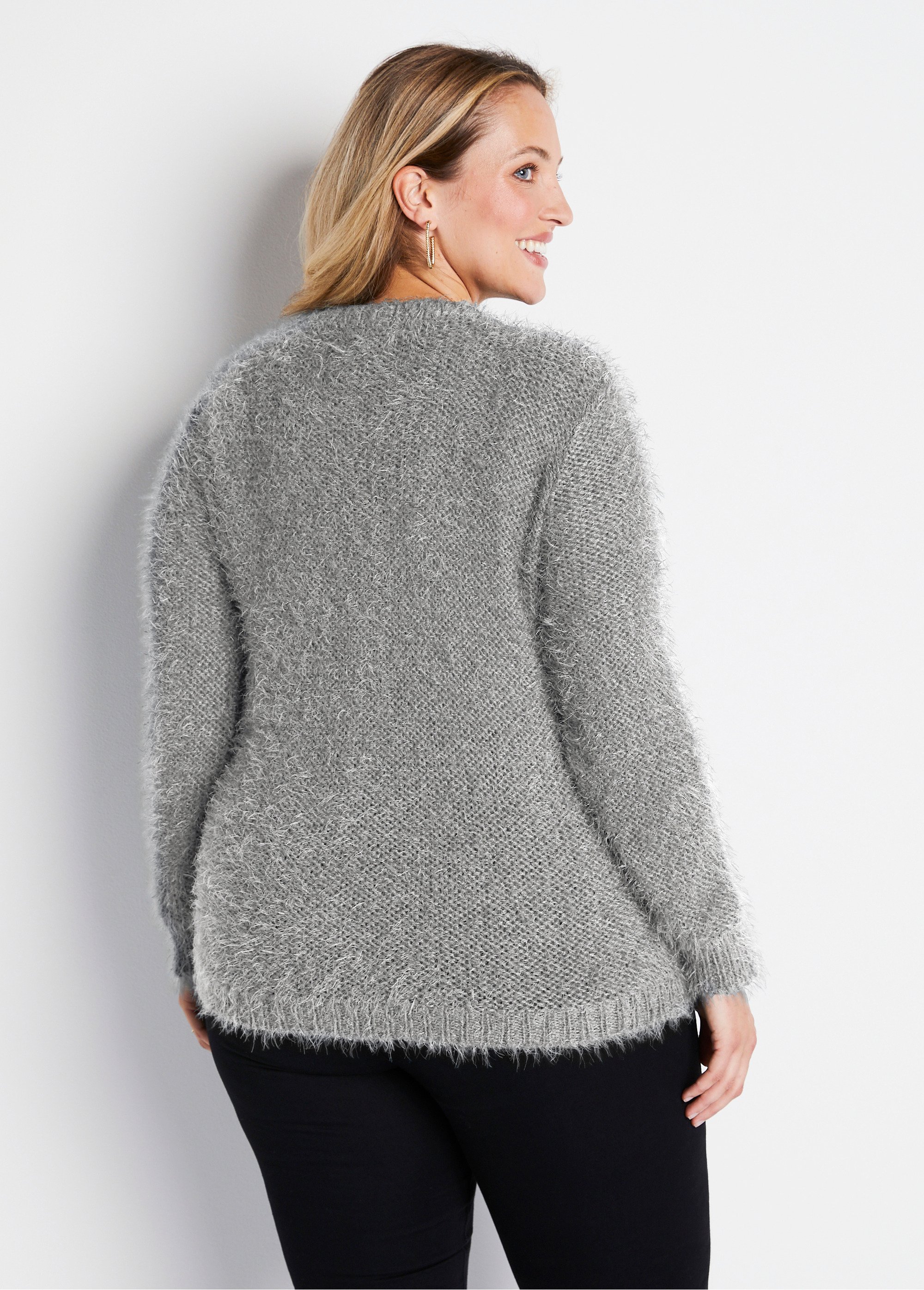 Pull maille douce effet poilu