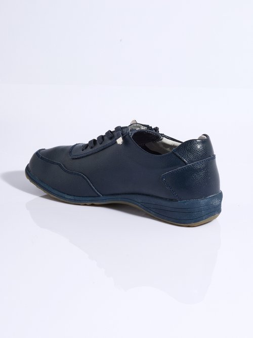 Baskets chic en cuir à semelle fine Femme Bleu LBS-5162 DO1