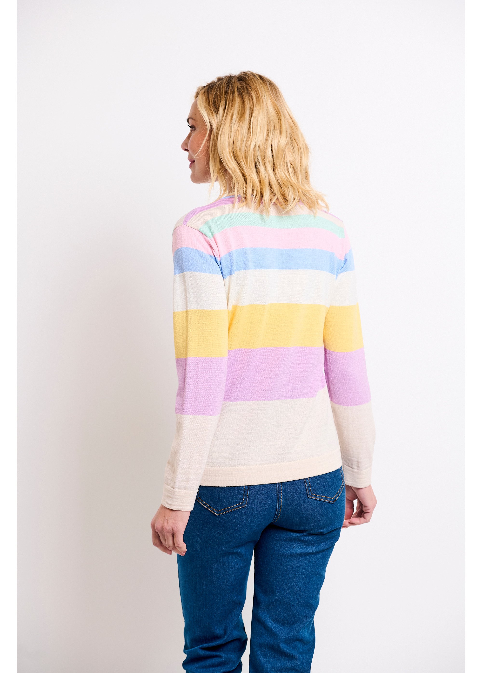 Pull doux rayé col V laine mérinos