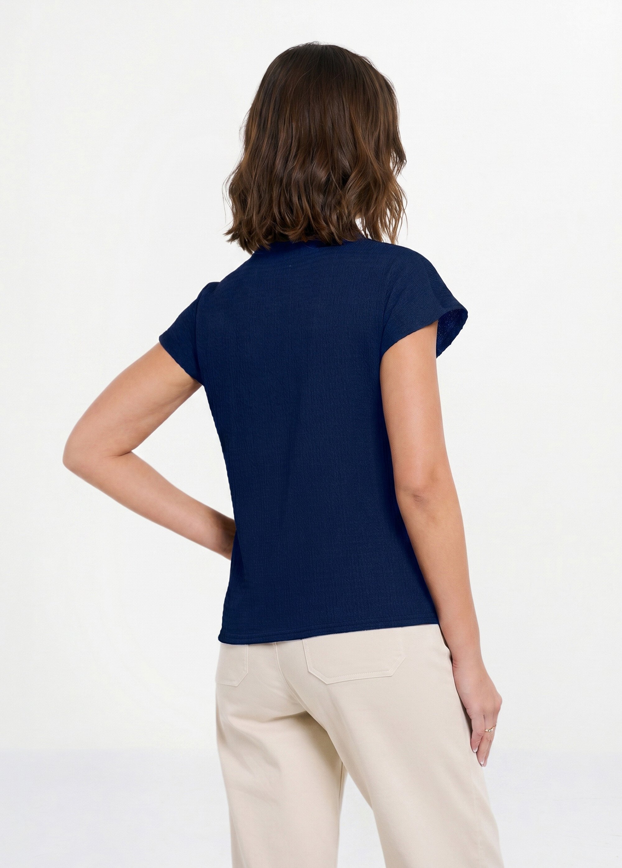 T-shirt manches courtes uni ou imprimé fleurs
