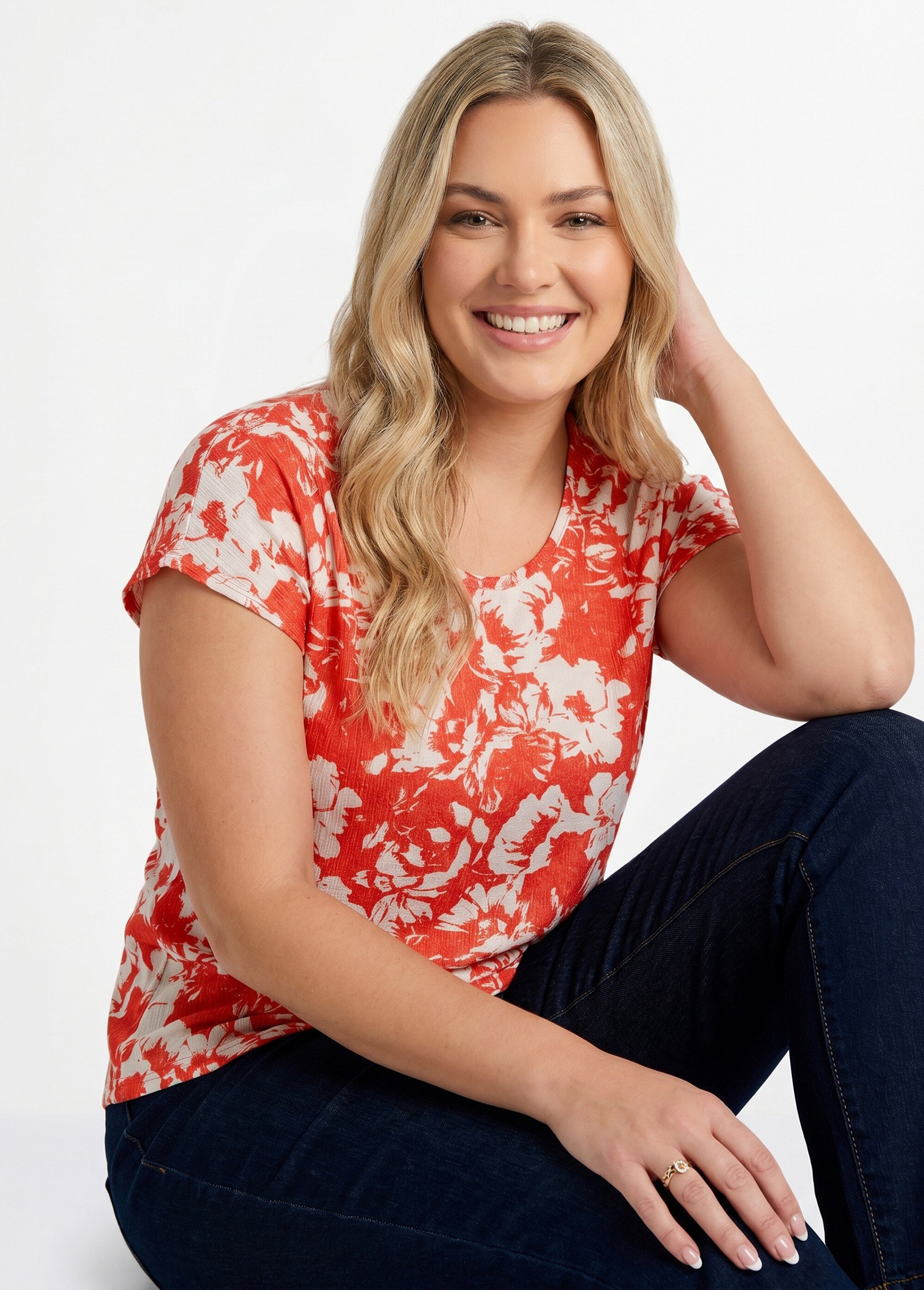 T-shirt manches courtes uni ou imprimé fleurs Femme Grande Taille Rouge CAZOU MV1