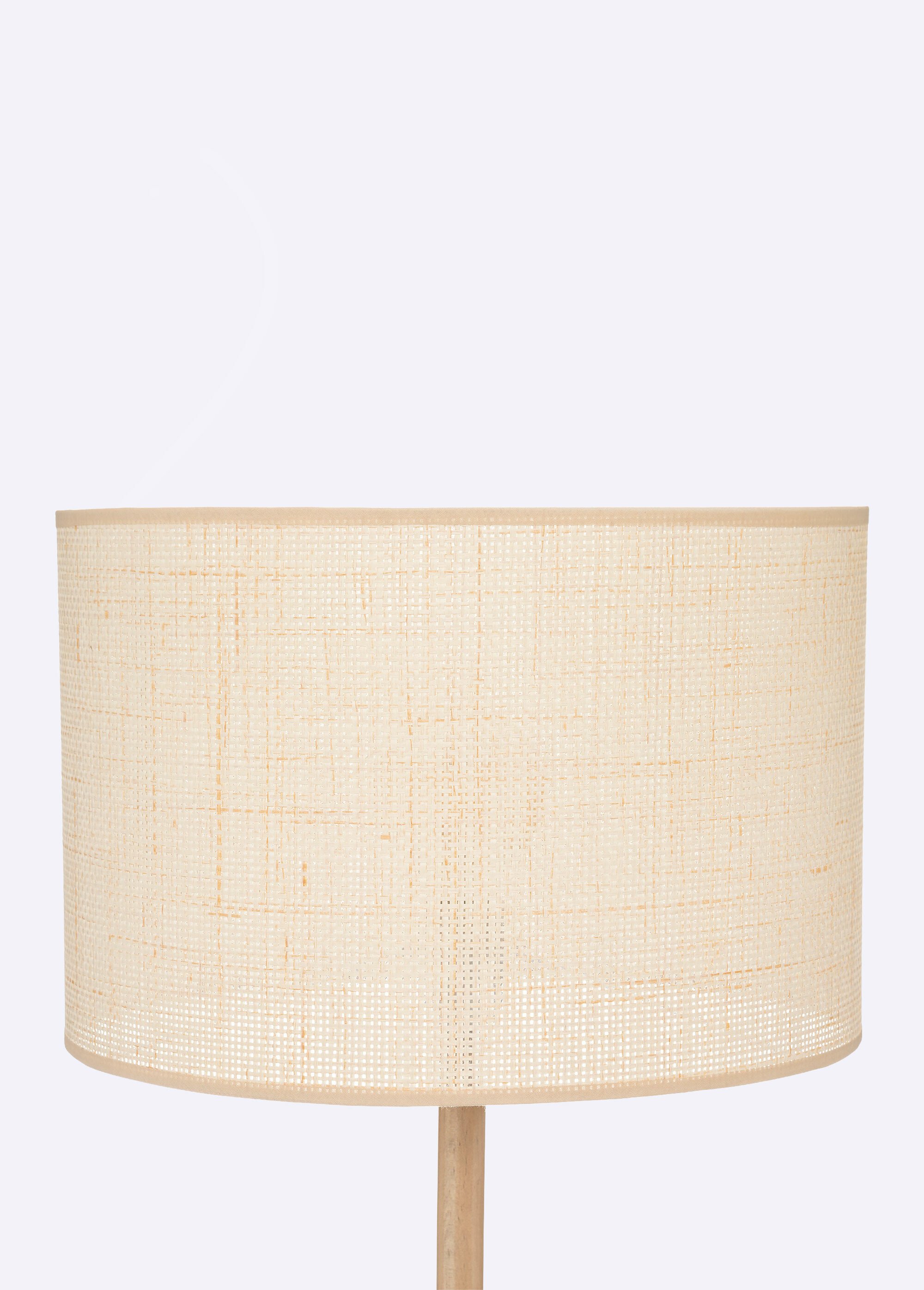 Lampadaire en bois, abat jour en paille