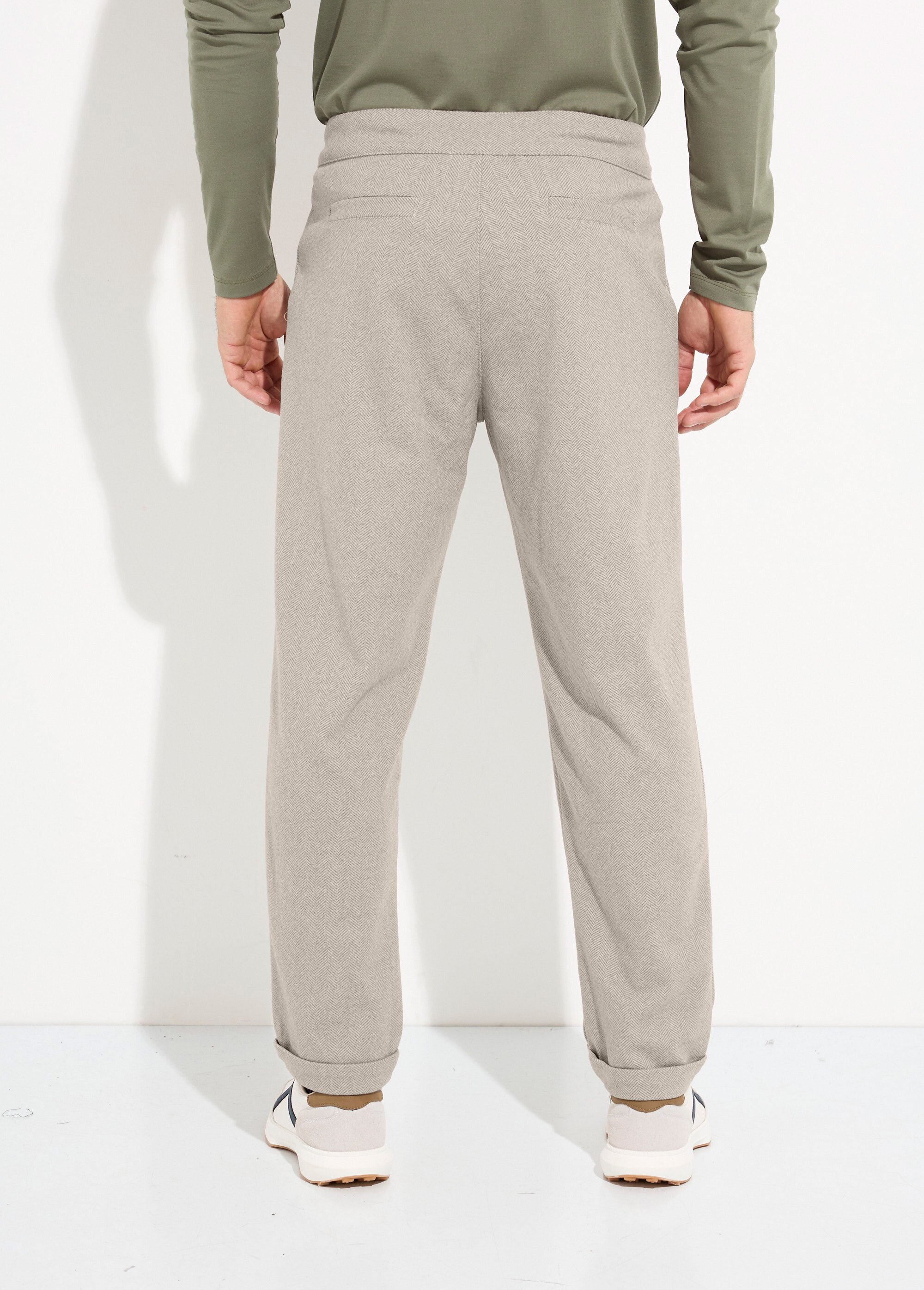 Pantalon chic à chevrons, aspect lainage