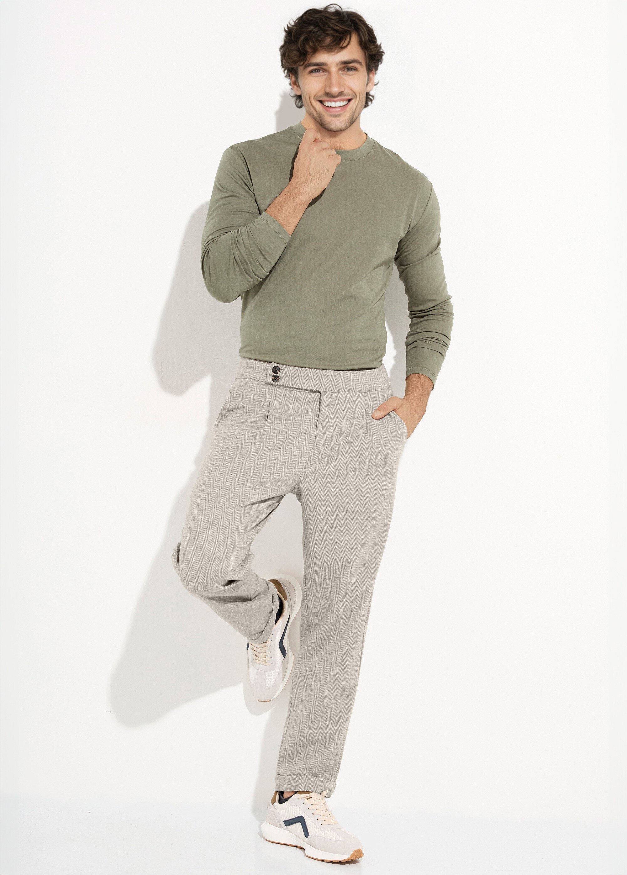 Pantalon chic à chevrons, aspect lainage