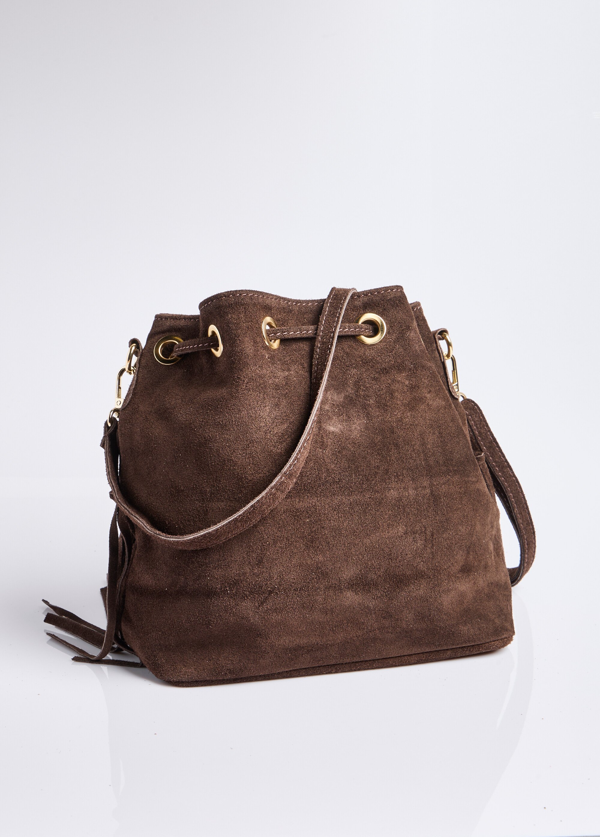 Sac forme seau en cuir daim et à franges
