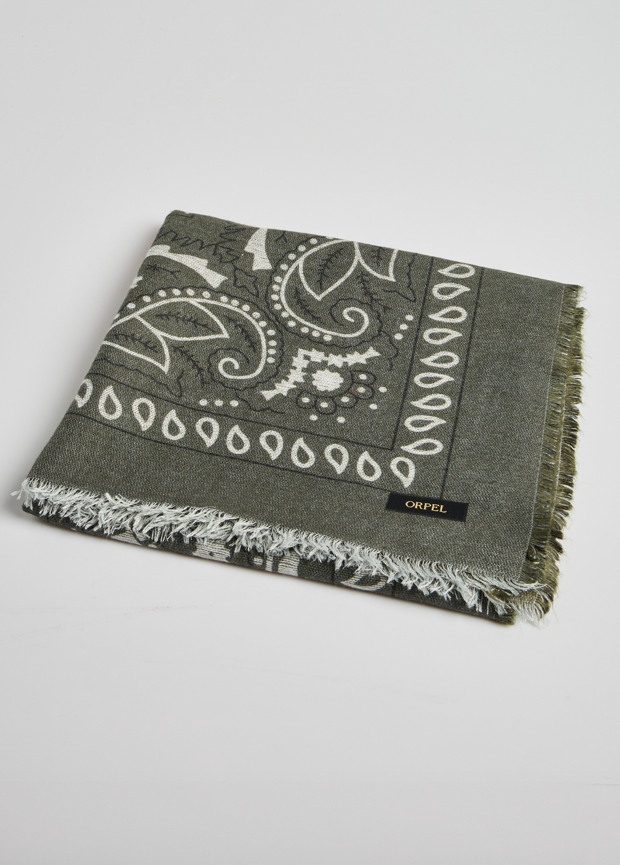 Echarpe carrée motif bandana avec laine