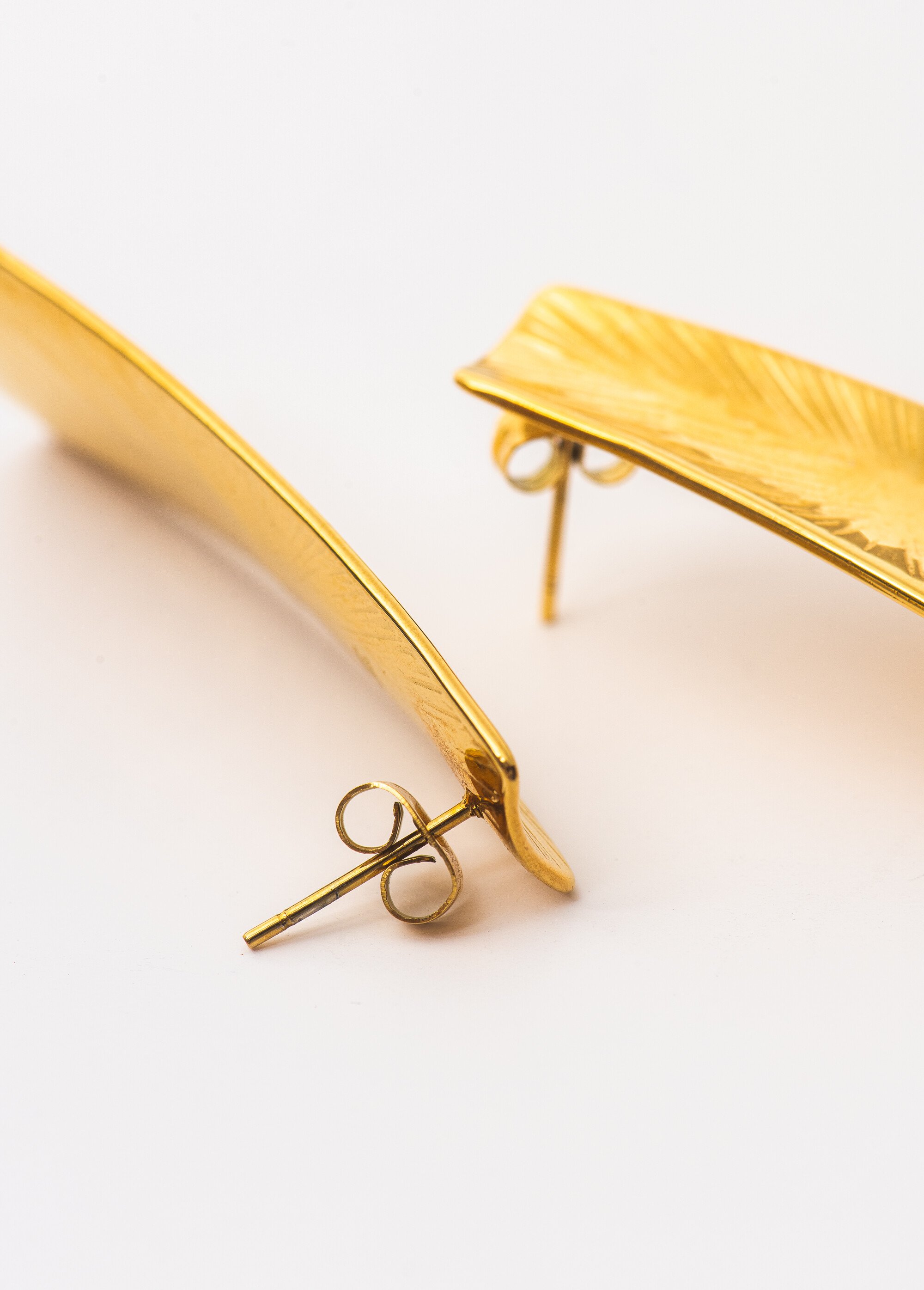 Boucles d'oreilles acier striées Doré AE-BOSTRIE DE2