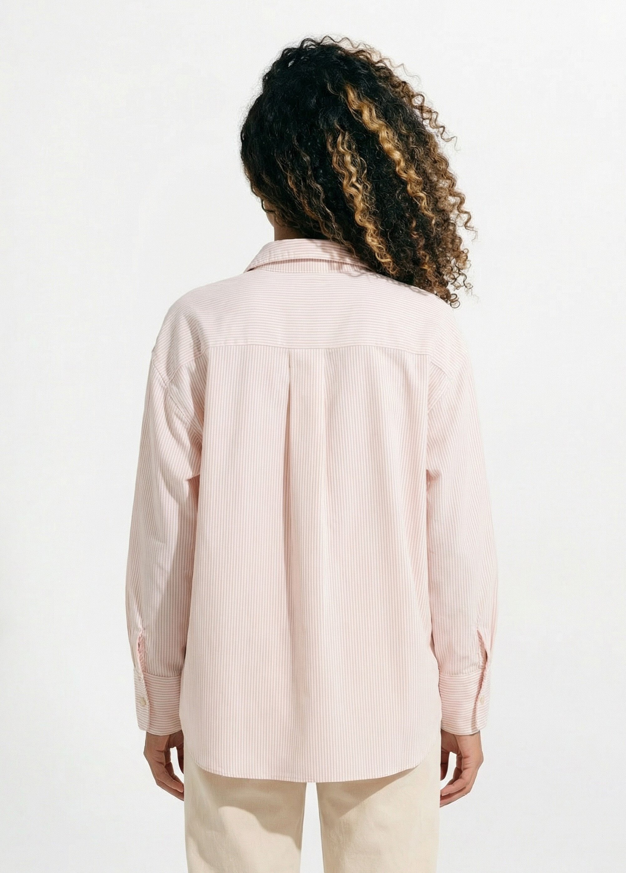 Chemisier rayé + 3 broches métal étoile