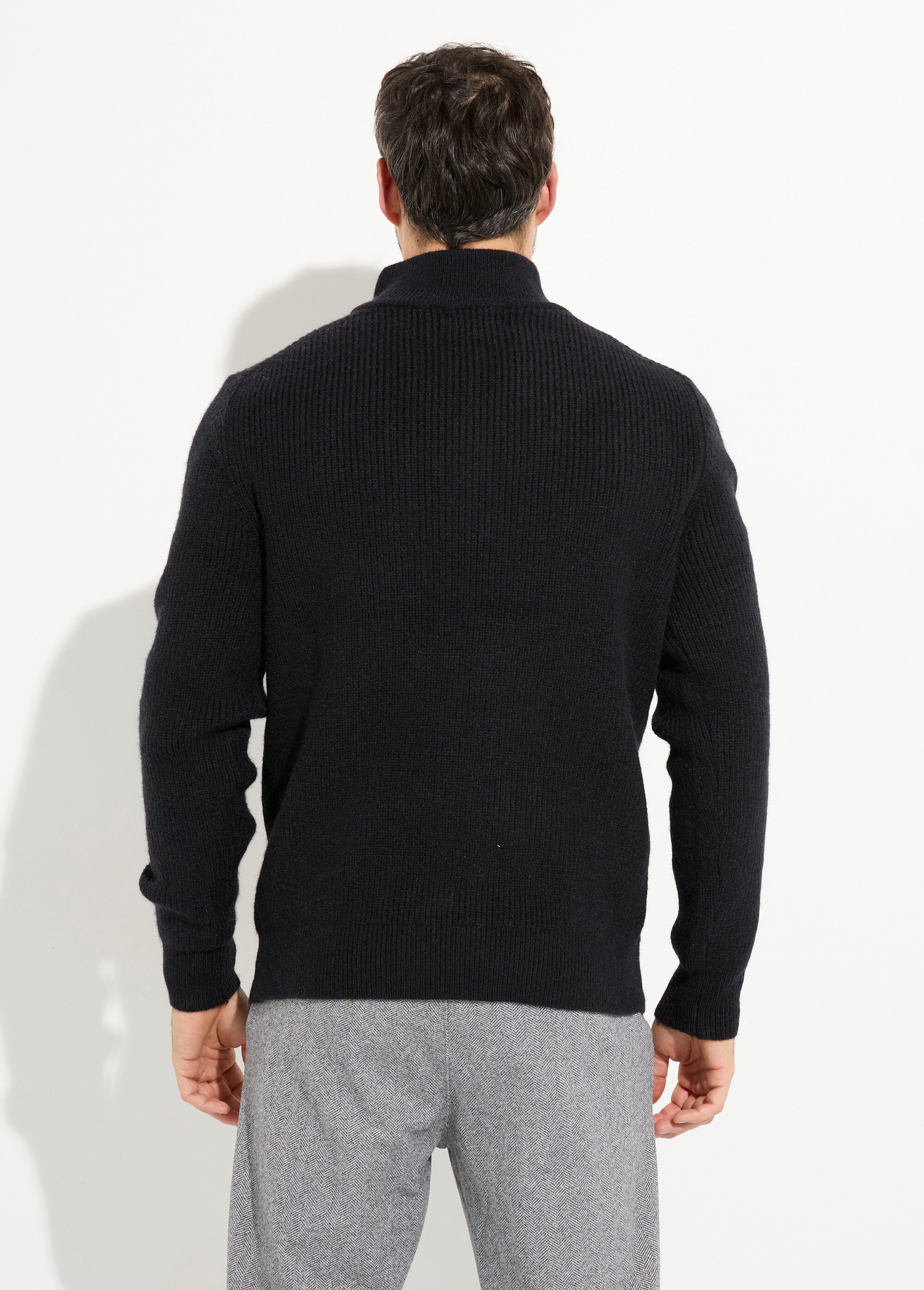 Pull épais avec col zippé camionneur Homme Noir FRICFZ0236A DO1