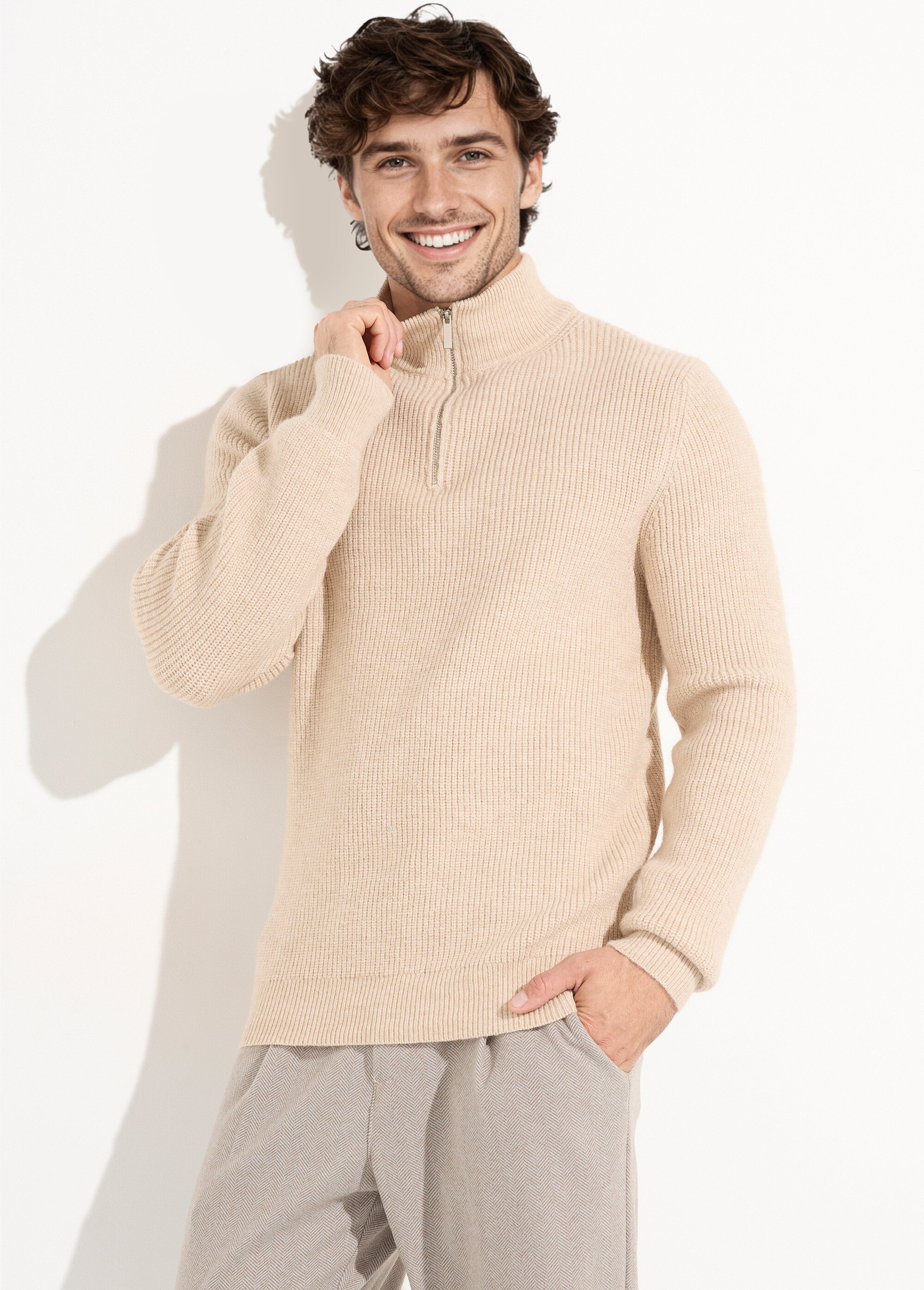 Pull épais avec col zippé camionneur Homme Beige FRICFZ0236A MV1
