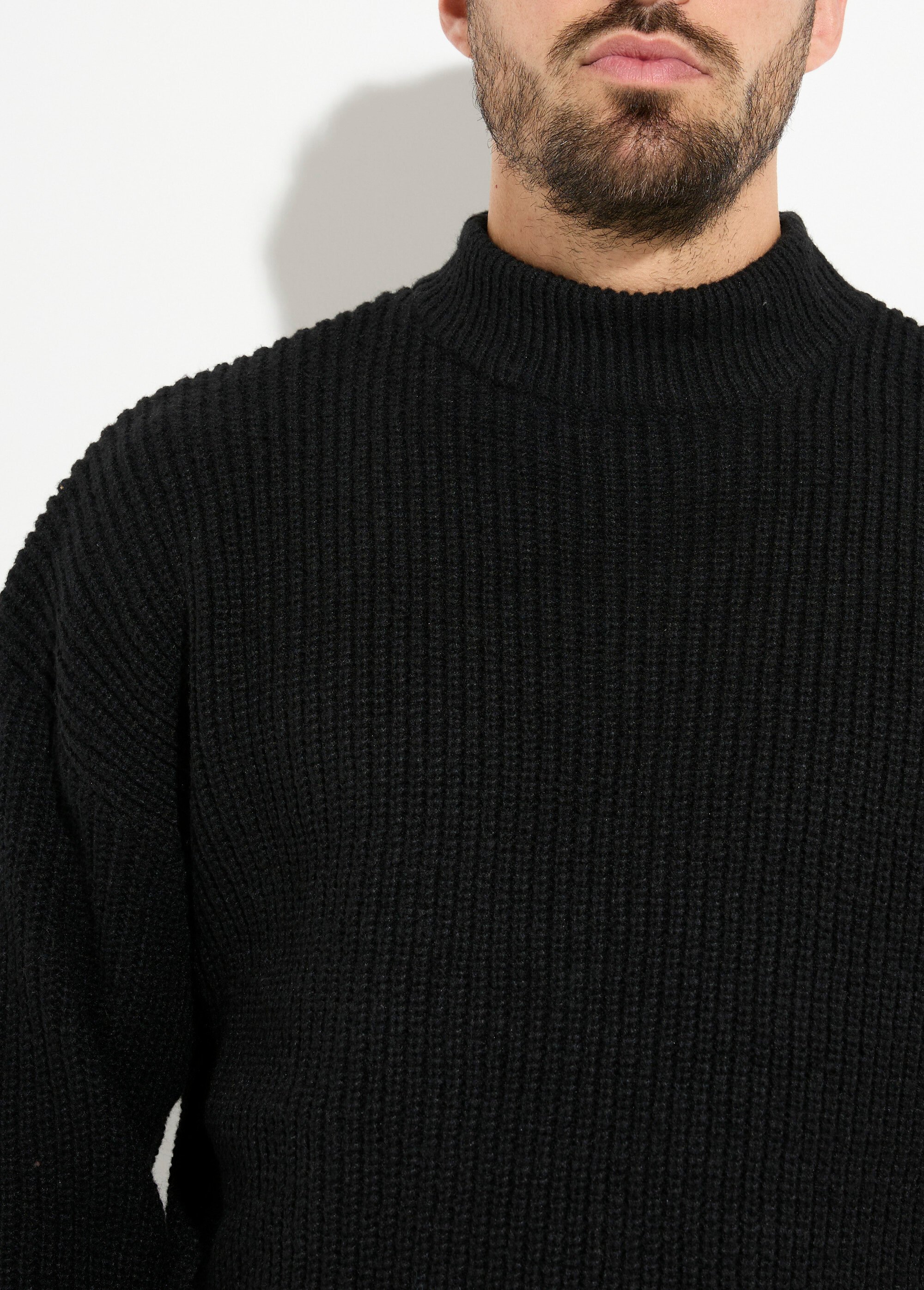 Pull épais chaud torsadé col montant Homme Noir FRICF-A5137 DE1