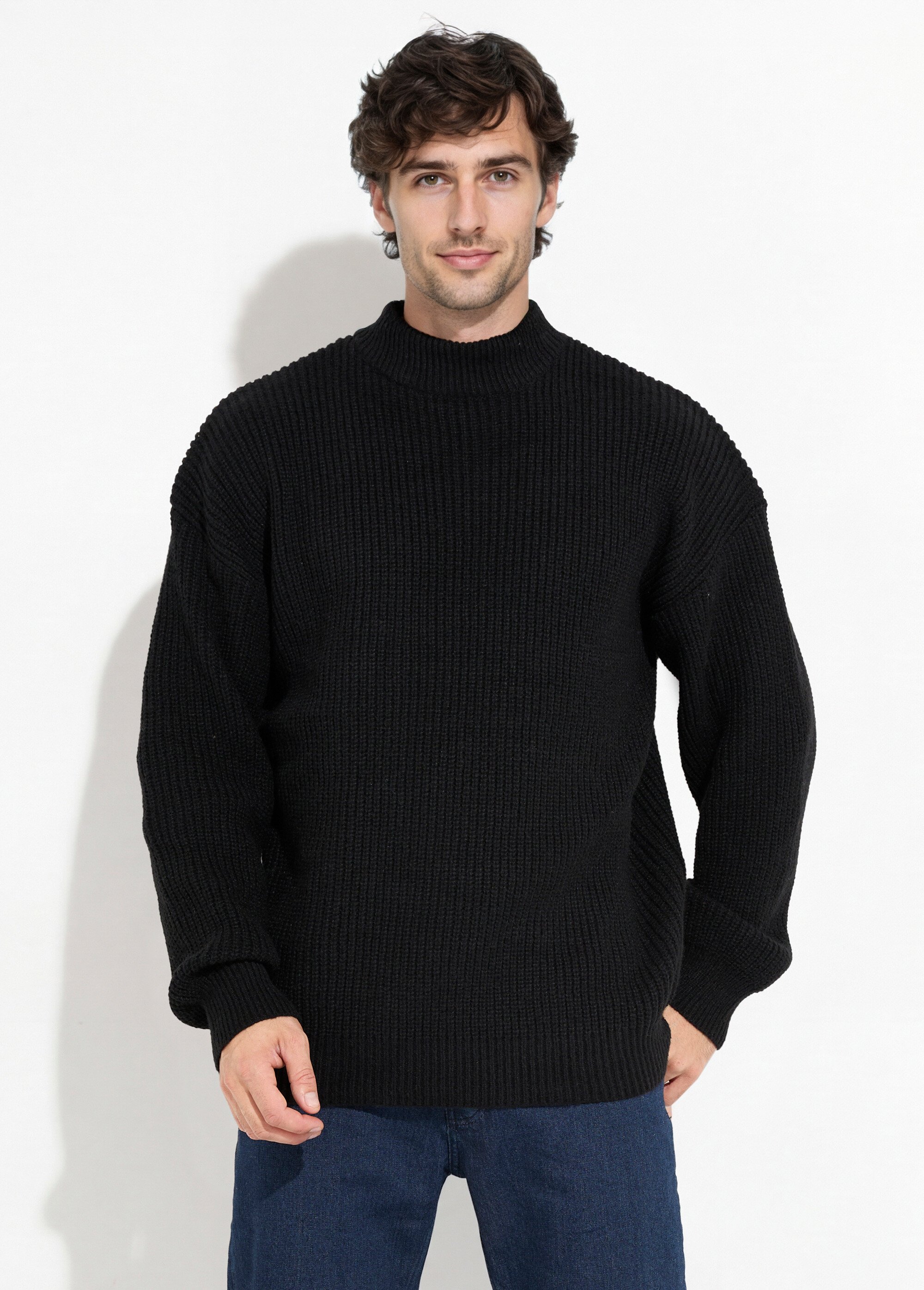 Pull épais chaud torsadé col montant Homme Noir FRICF-A5137 FA1