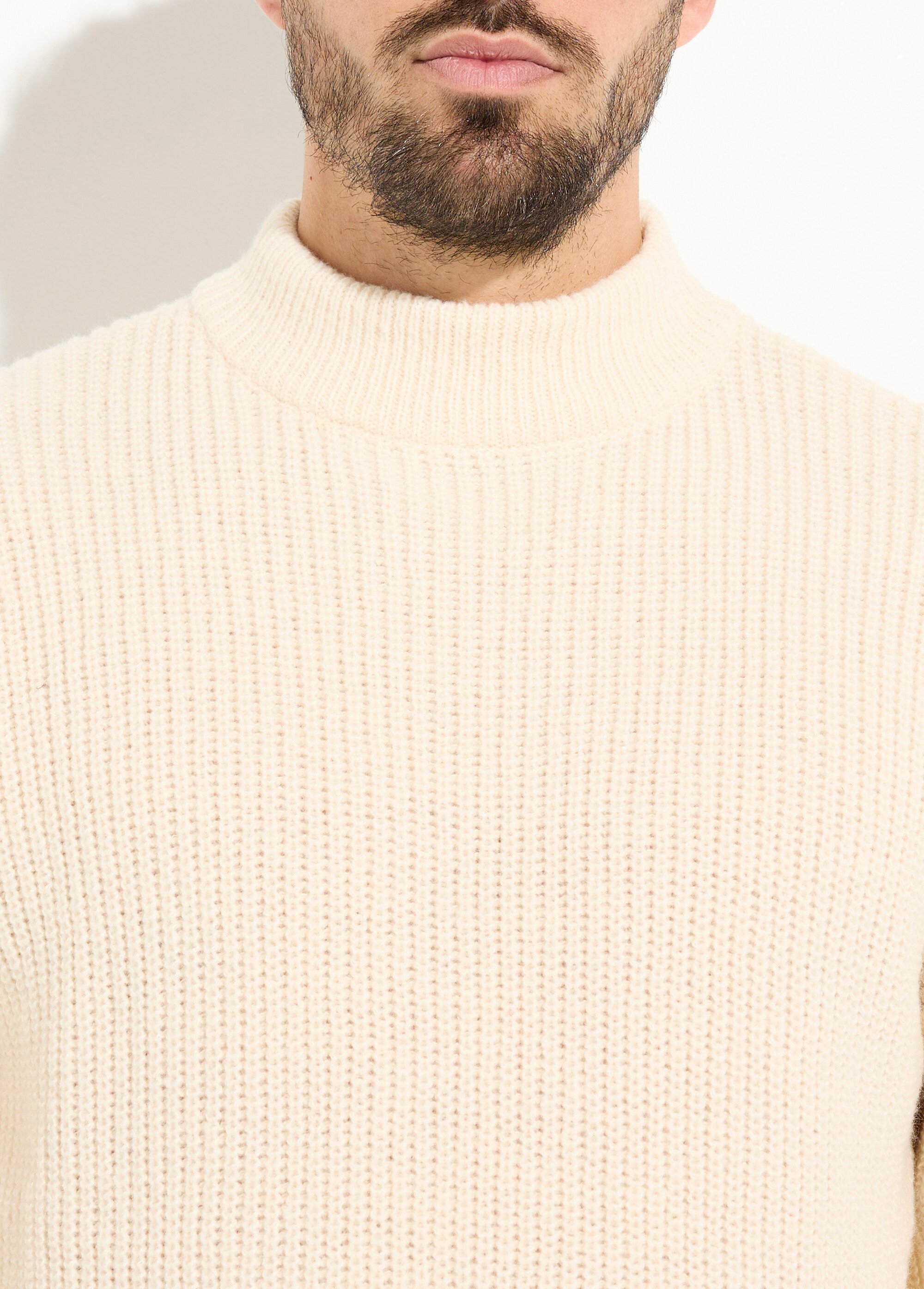 Pull épais chaud torsadé col montant Homme Beige FRICF-A5137 DE1