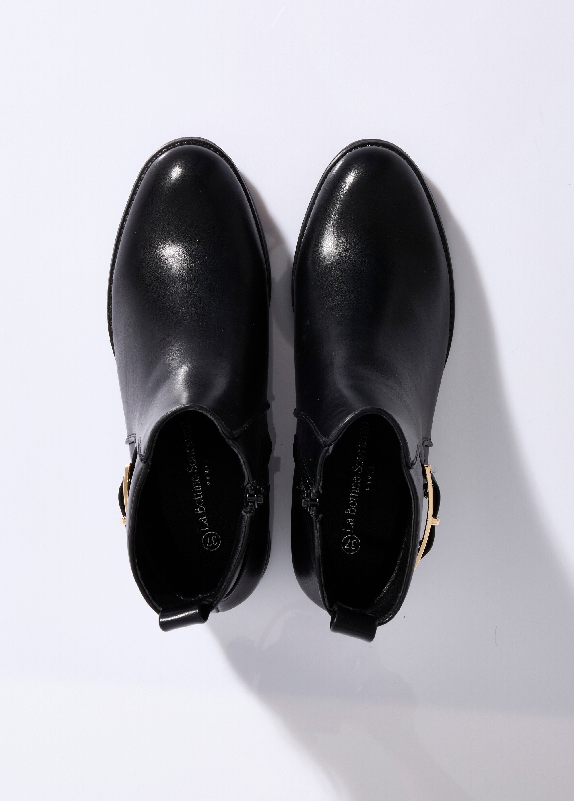 Bottines plates chic avec bride métal Femme Noir LBS-DMLM9658 OV1