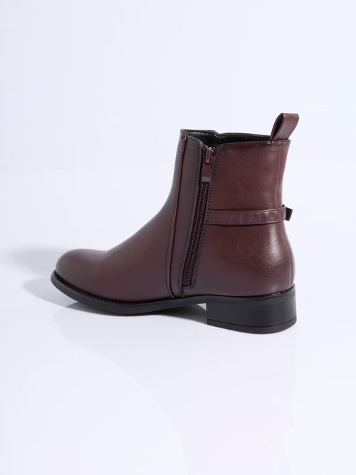 Bottines plates chic avec bride métal Femme Rouge LBS-DMLM9658 DO1