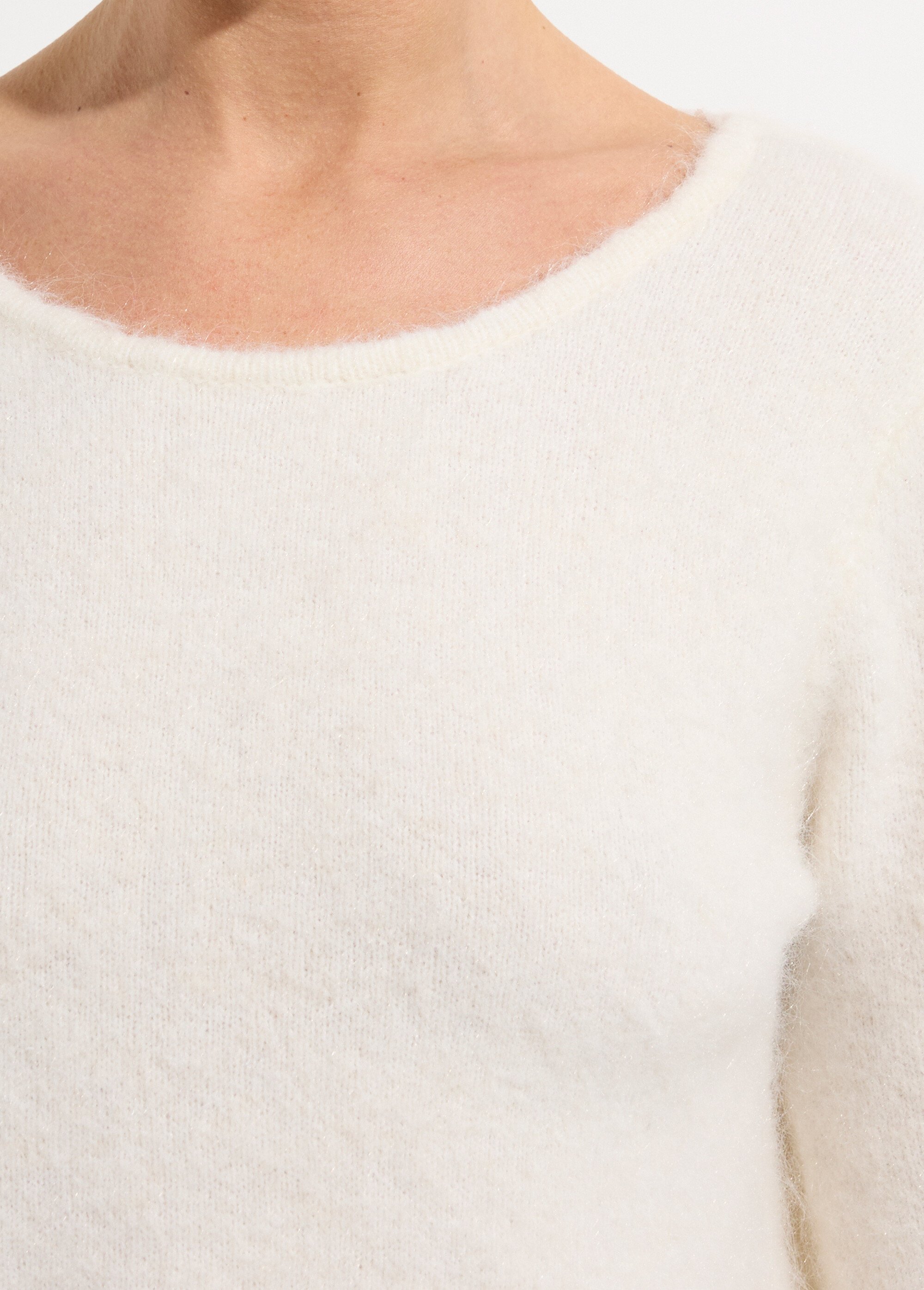 Pull avec laine et détail dentelle dos