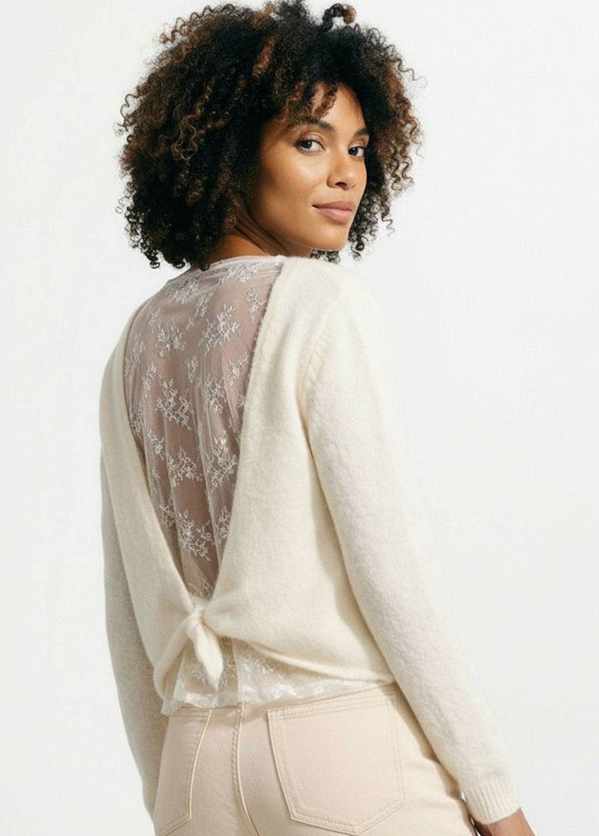 Pull avec laine et détail dentelle dos Femme Beige IKB-1710 MV1
