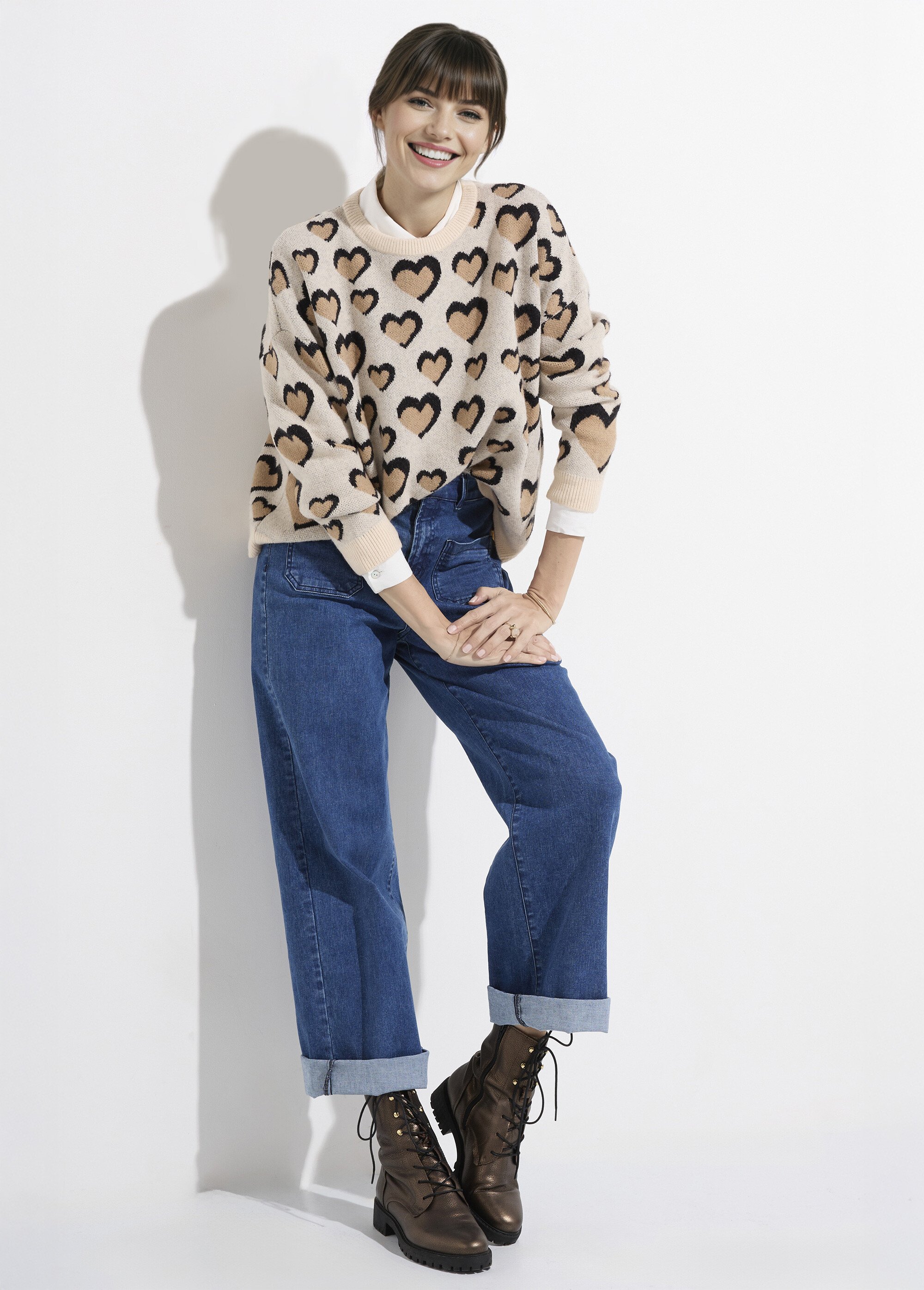 Pull col rond épais en laine avec coeurs Femme Beige KA-5688 SI1