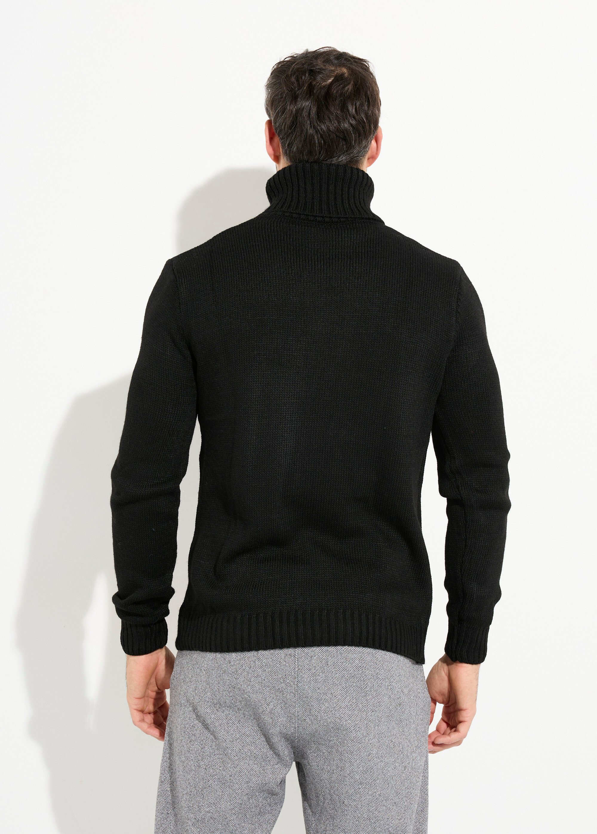 Pull irlandais col roulé chaud avec laine Homme Noir DYL1928 DO1