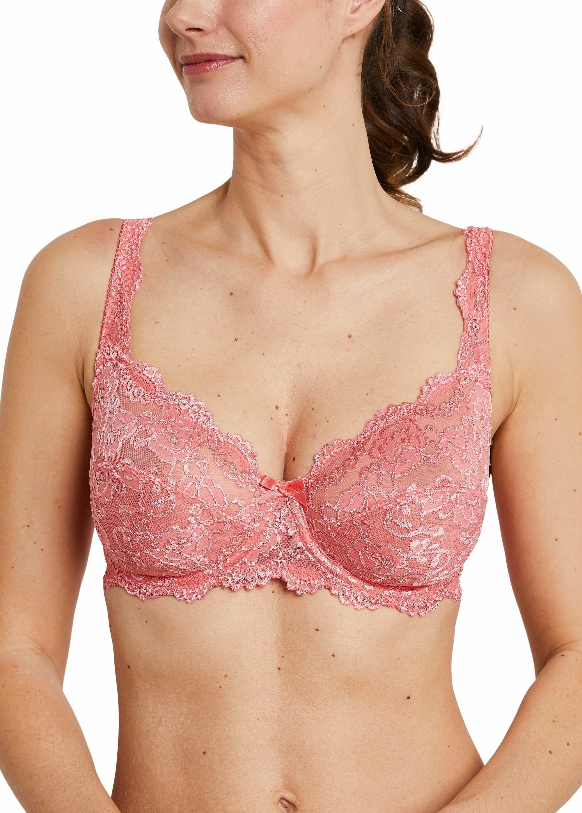 Soutien-gorge dentelle avec armatures