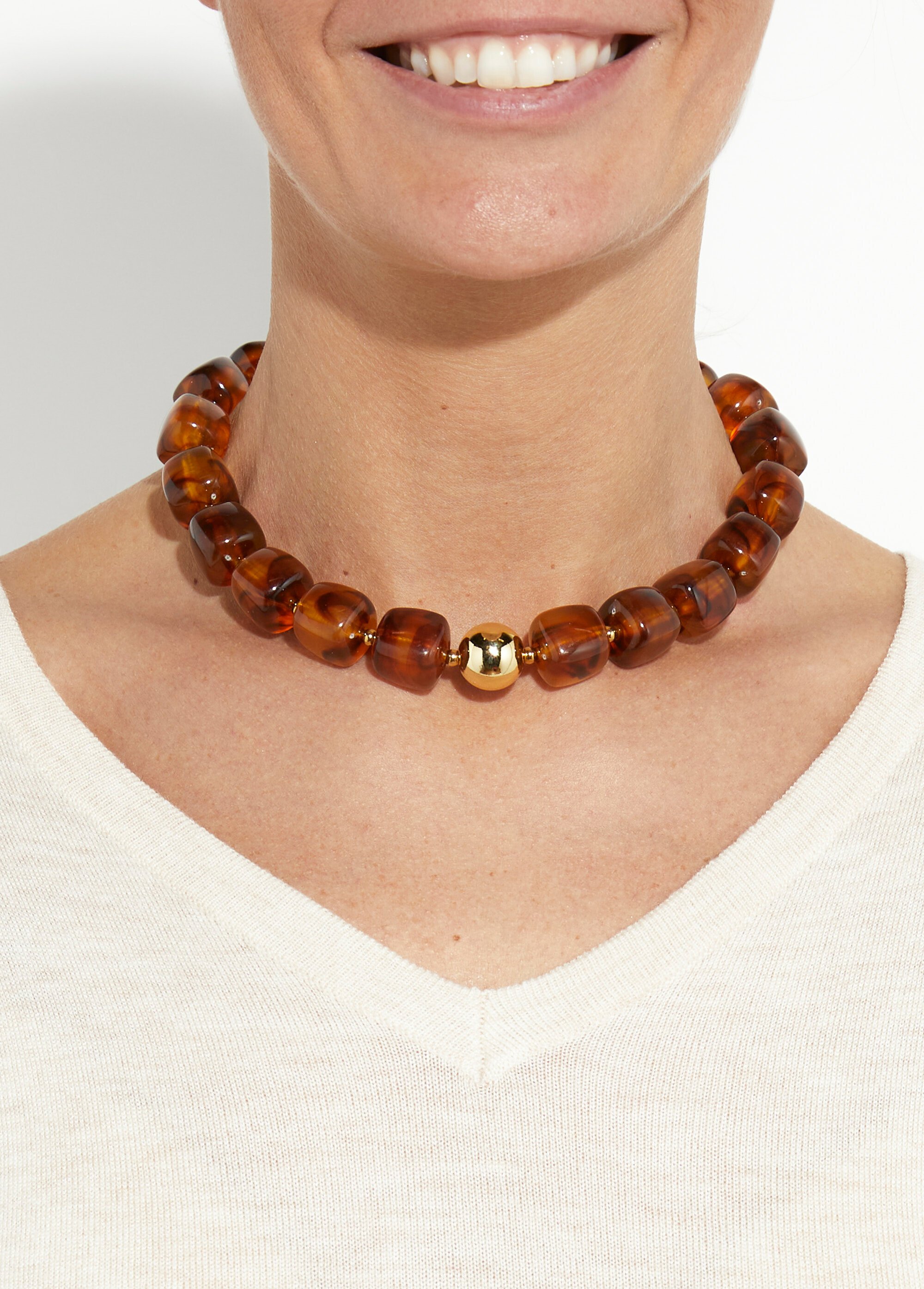 Collier perles en résine et acier inox