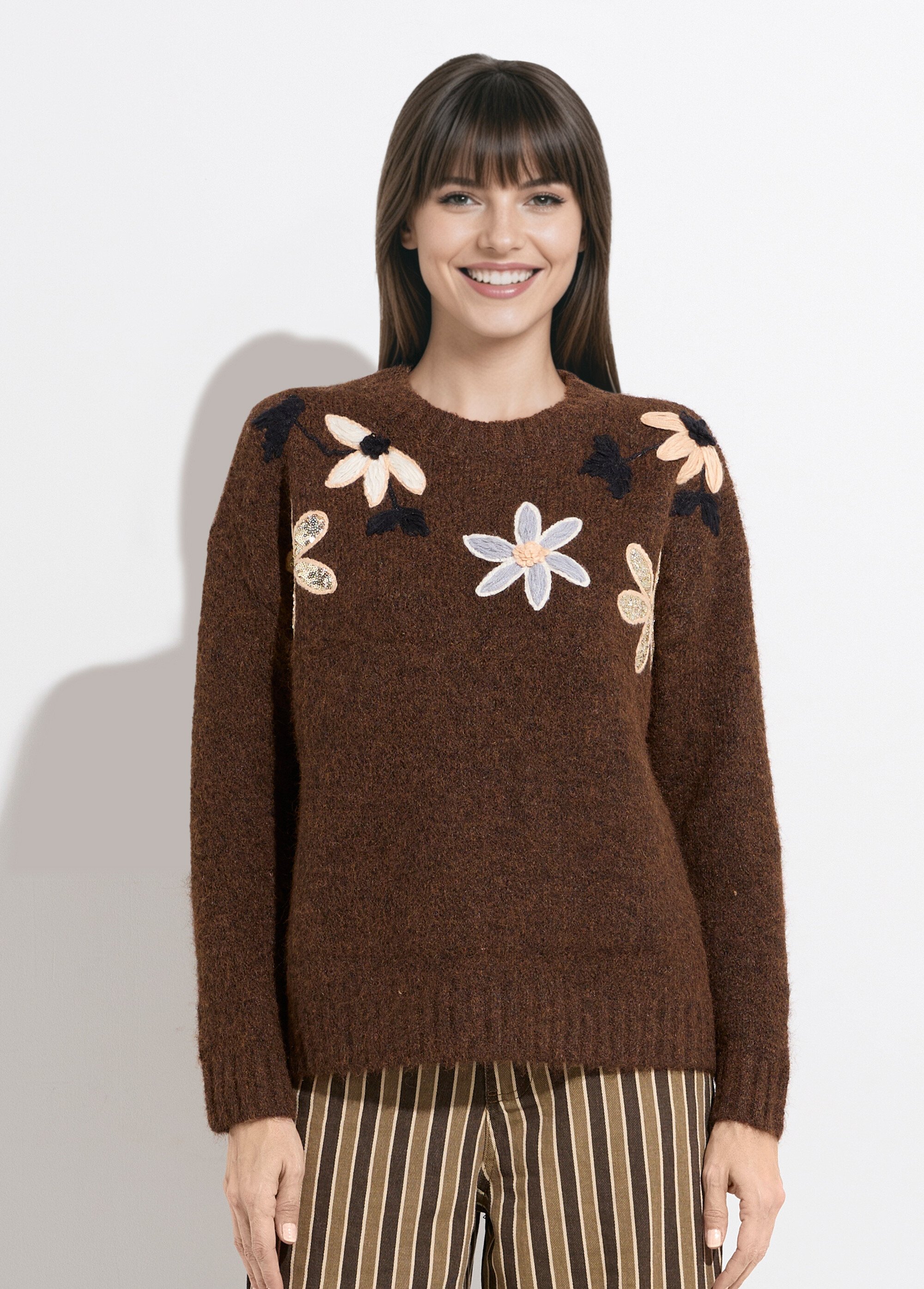 Pull chaud laine avec fleurs fantaisie Femme Marron KA-PK811 FA1
