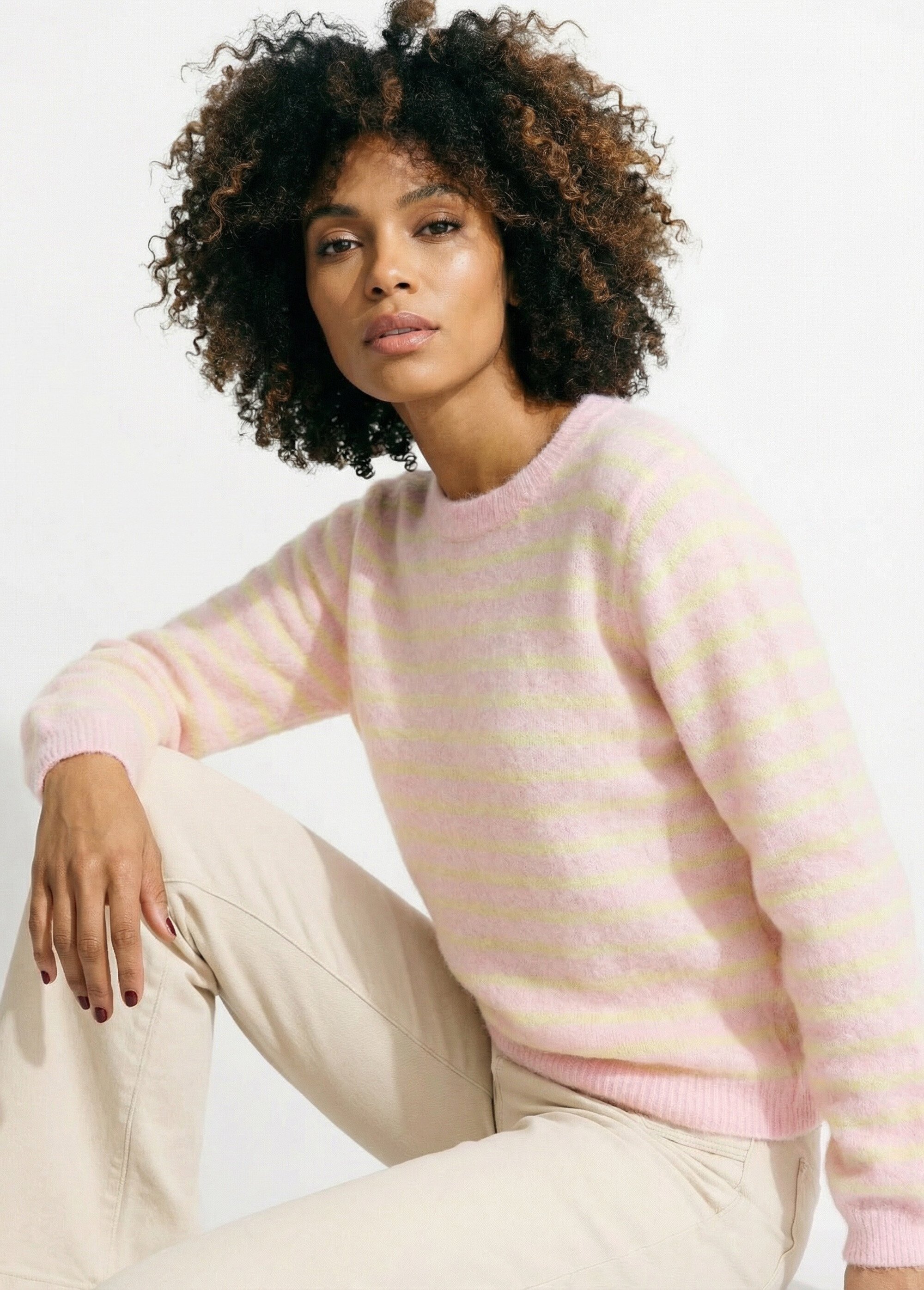 Pull rayé avec laine, dos boutonné