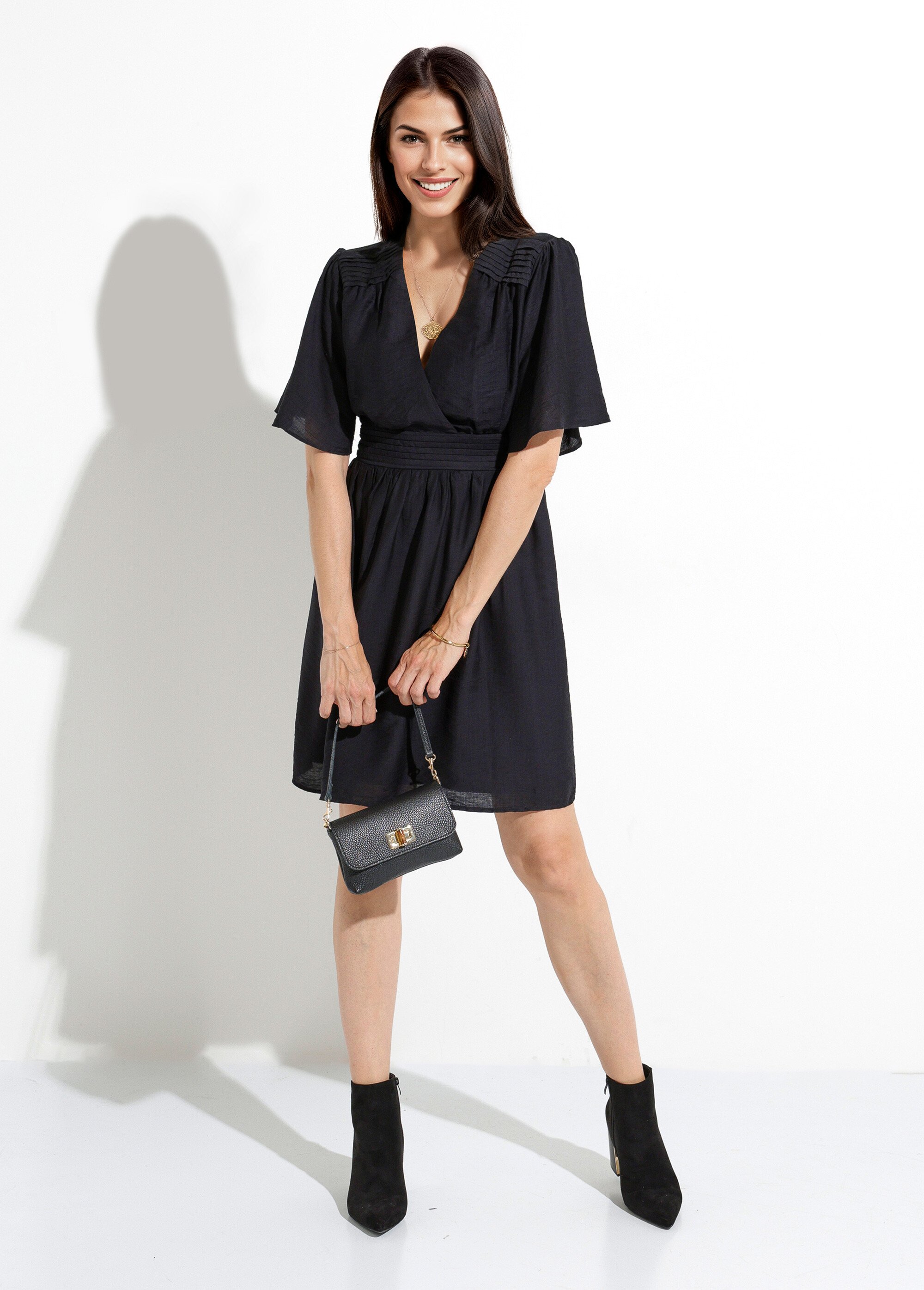 Robe courte taille et épaules plissées Femme Noir MAE-M352-5-1539 MV1