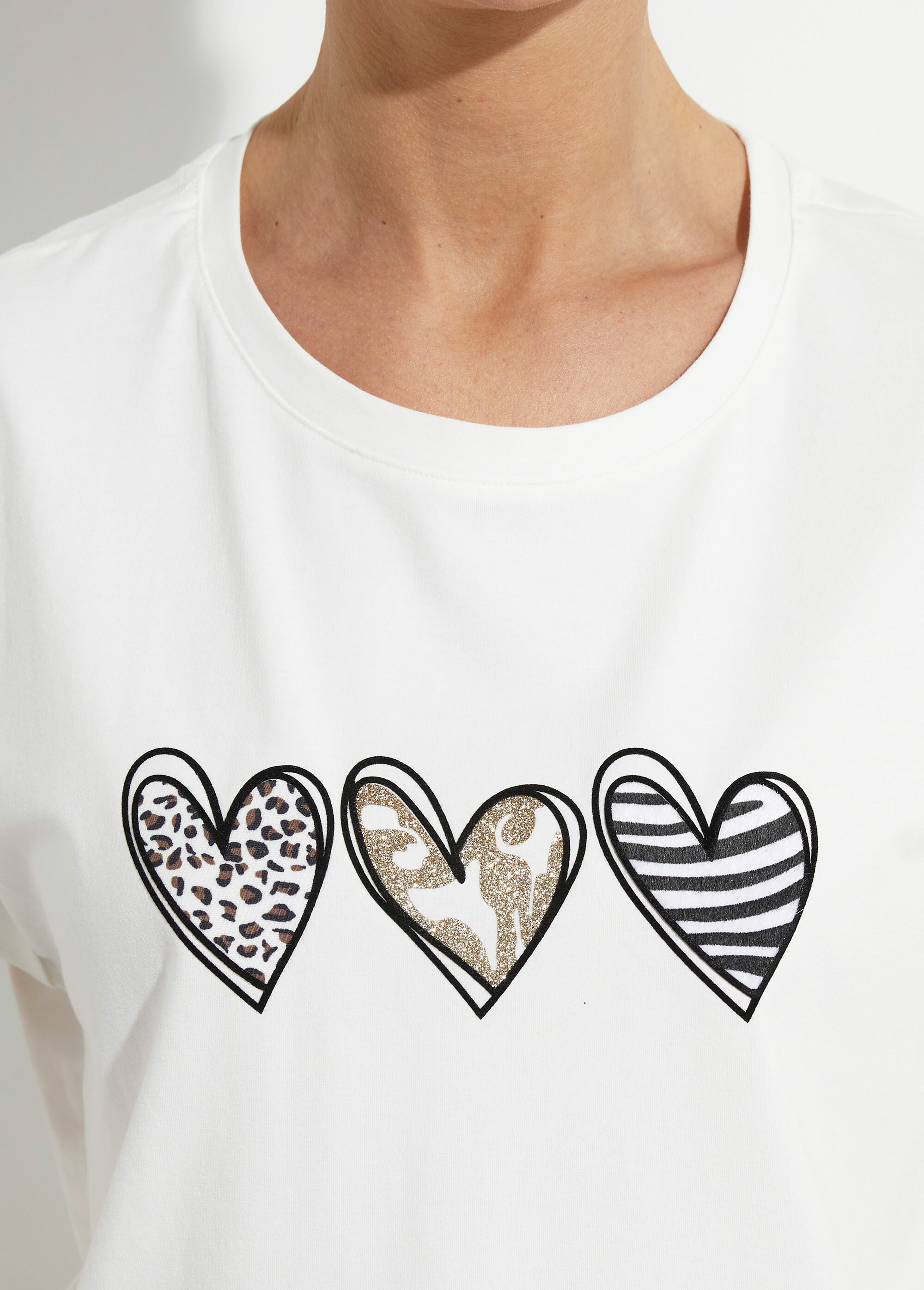 T-shirt coton avec 3 coeurs fantaisie Femme Blanc IKB-50102 DE2