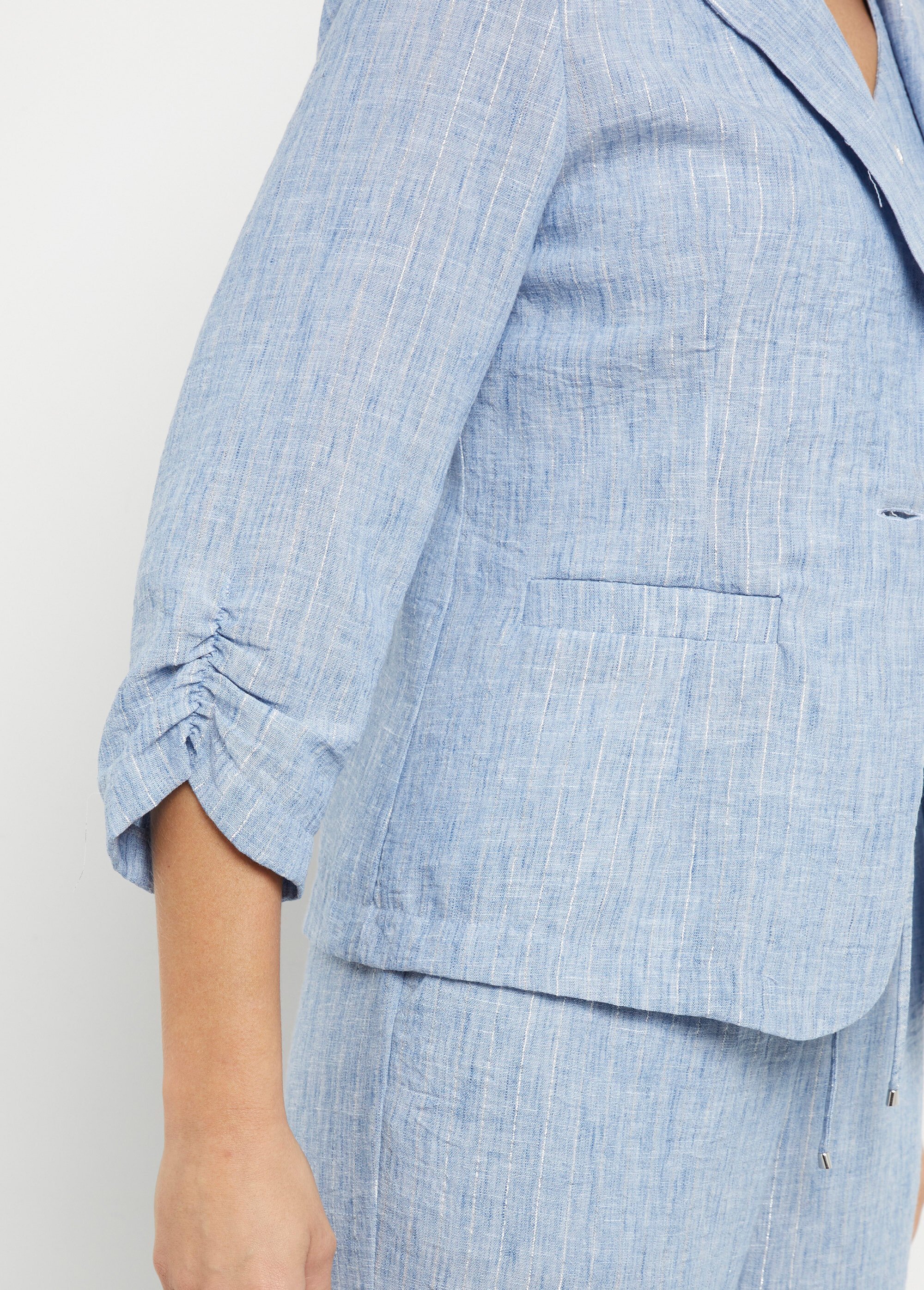 Veste tailleur rayée, aspect irrégulier