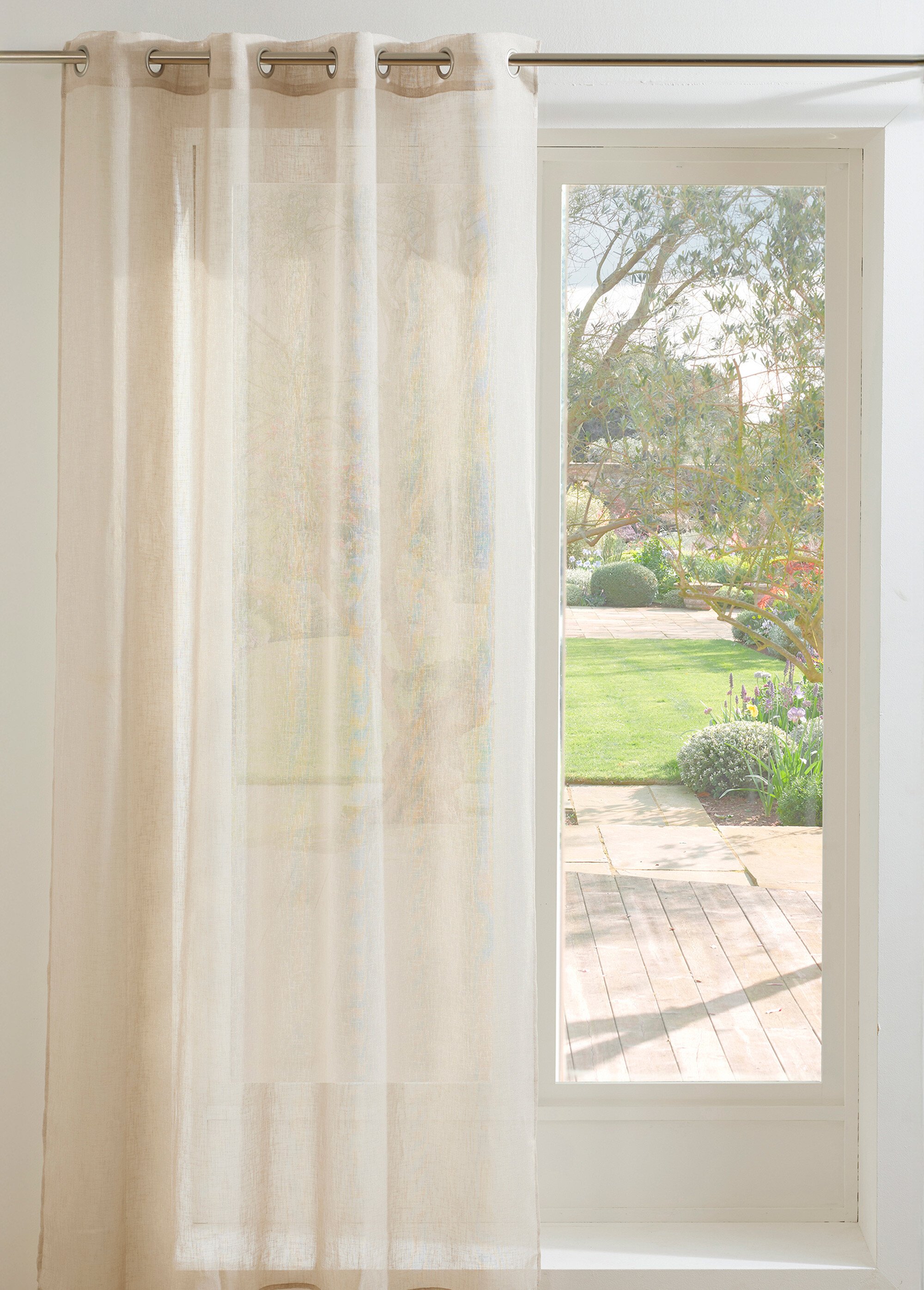 Voilage uni prêt à poser 140 x 240 cm