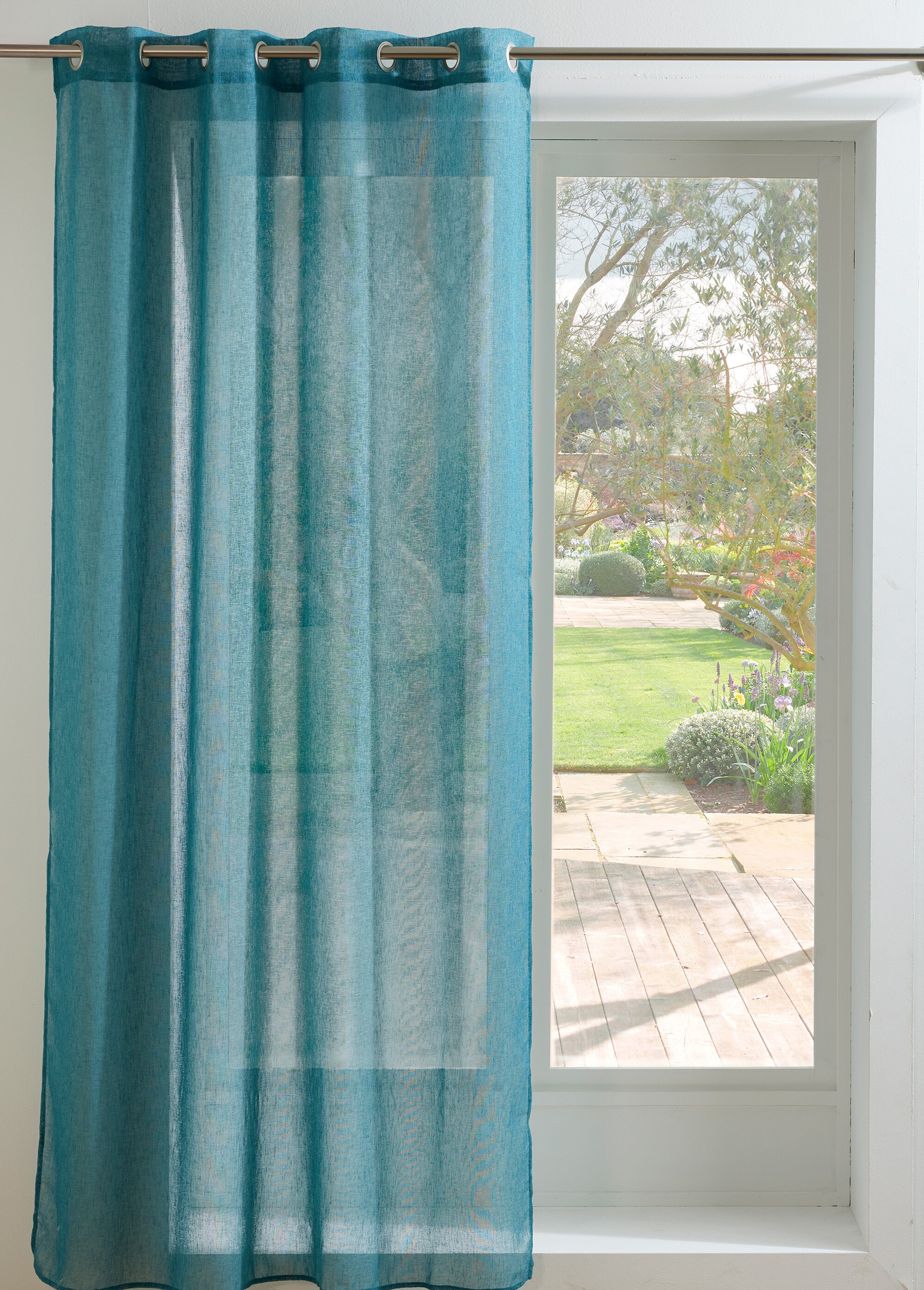 Voilage uni prêt à poser 140 x 240 cm