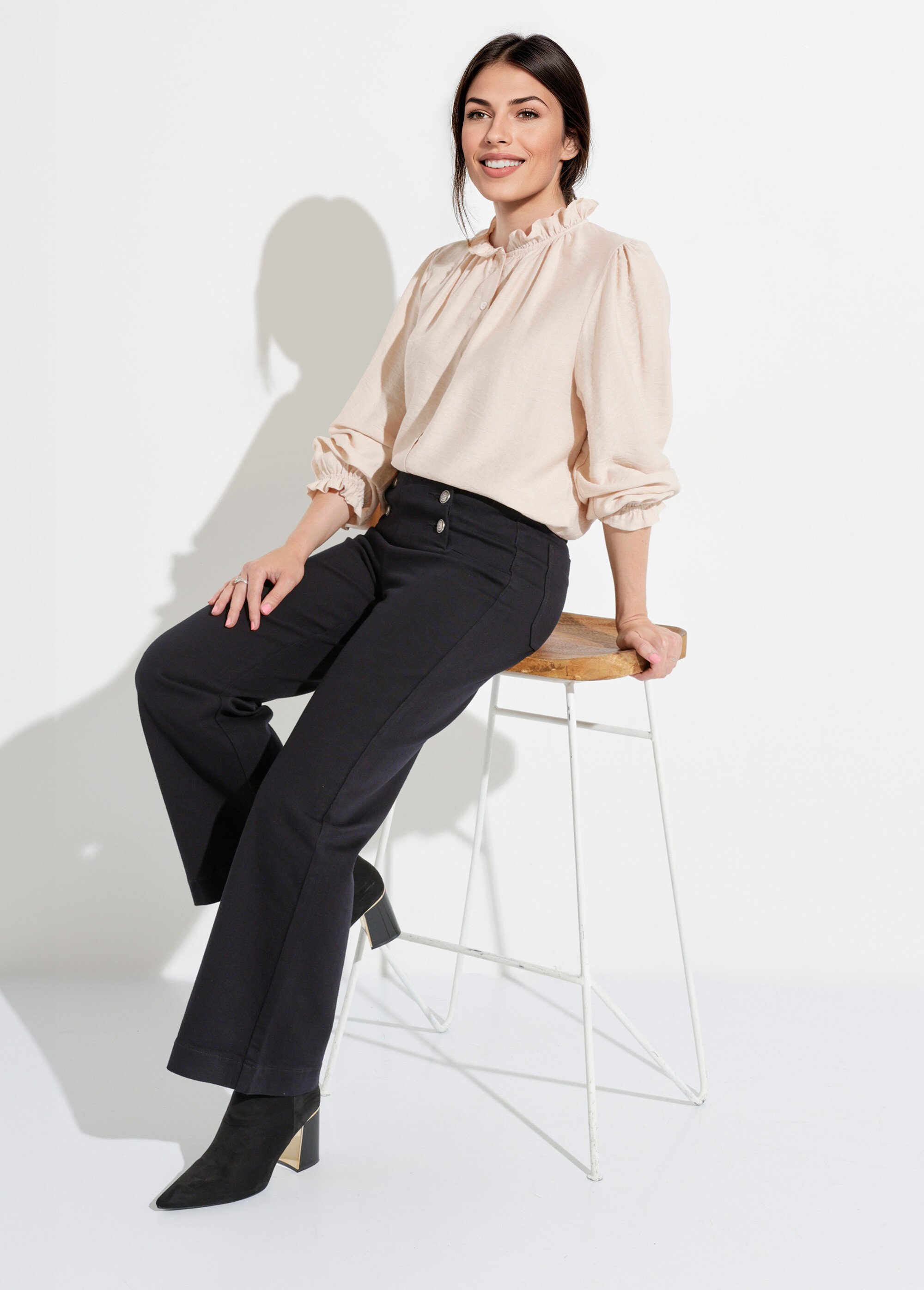 Jean avec boutons métal, spécial PETITE