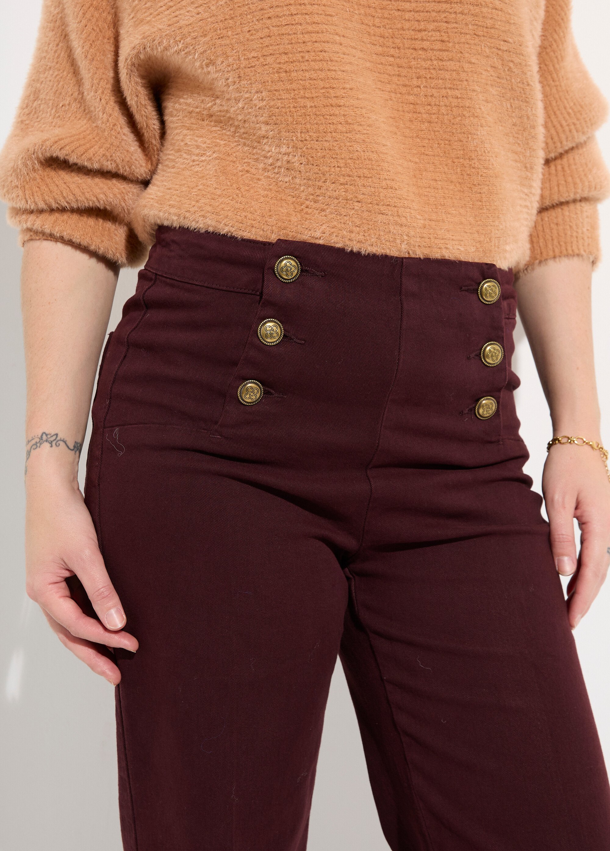 Jean avec boutons métal, spécial PETITE Femme Rouge OR-JEAJD413 DE1