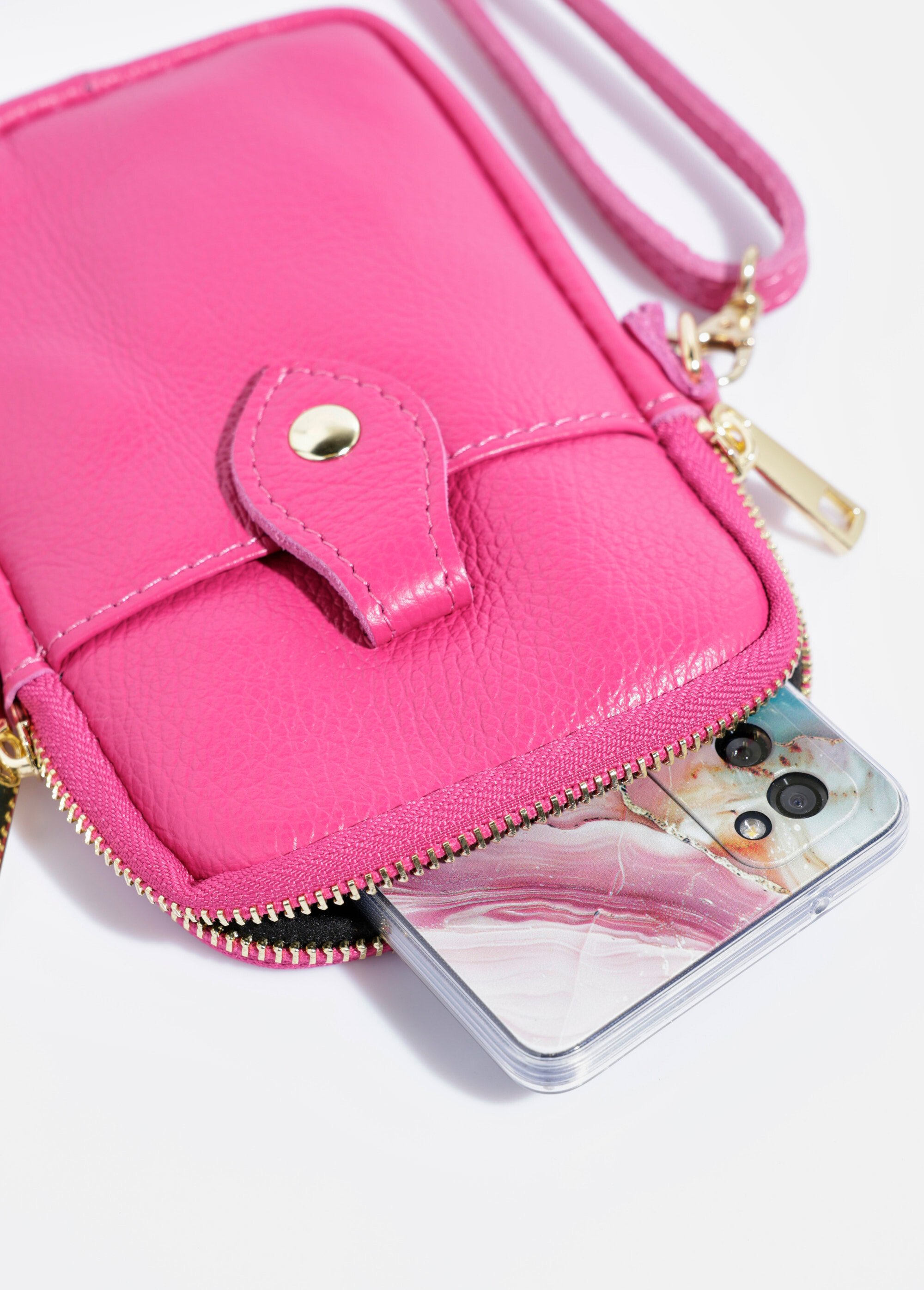 Pochette téléphone zippée en cuir