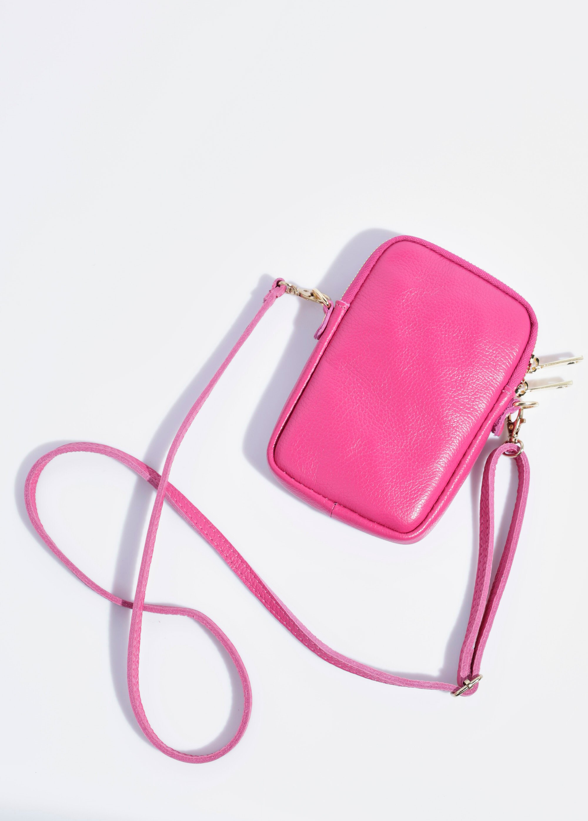Pochette téléphone zippée en cuir