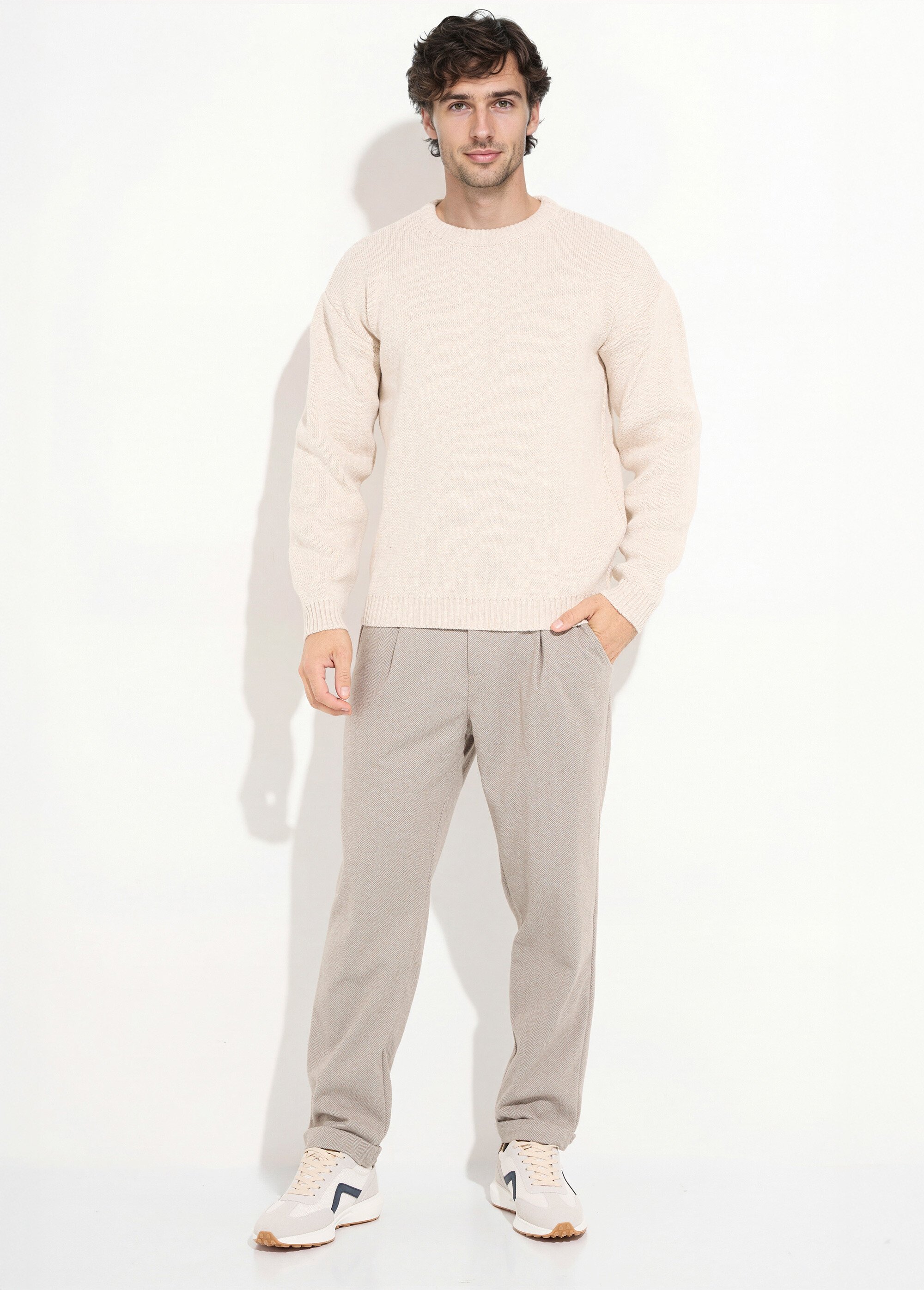 Pull épais col rond et maille torsadée Homme Beige IKALL061003 SF1