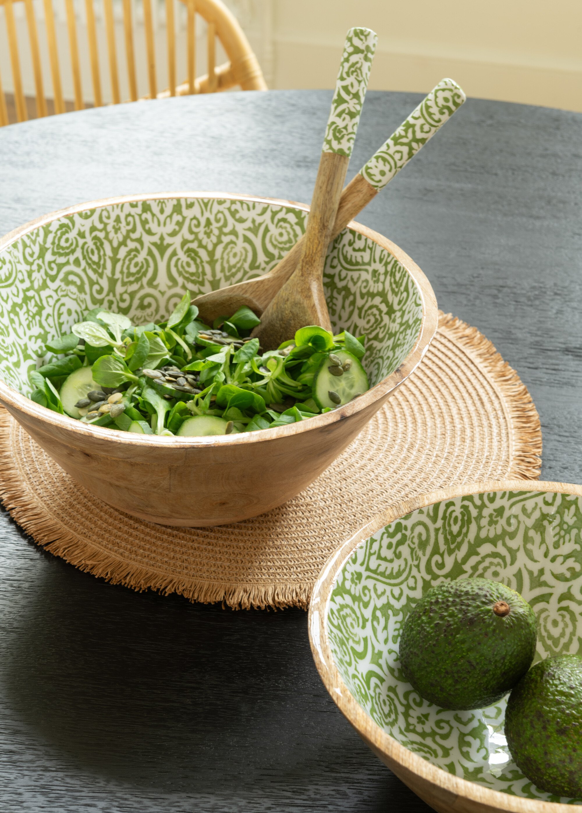 COUVERTS A SALADE EN BOIS D'OLIVIER DECO BATIK MULTILIGNES
