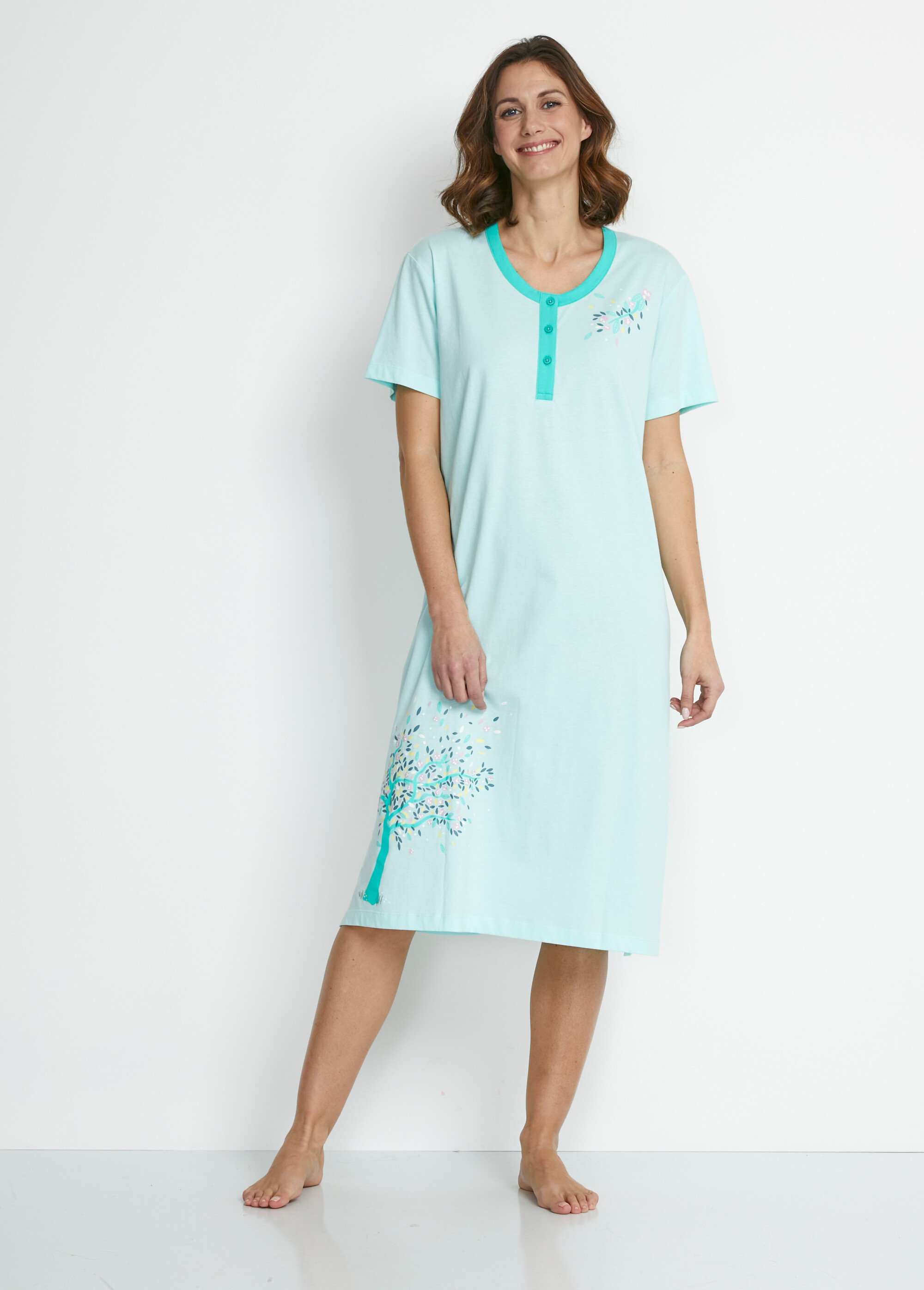 Chemise de nuit mi-longue motif placé