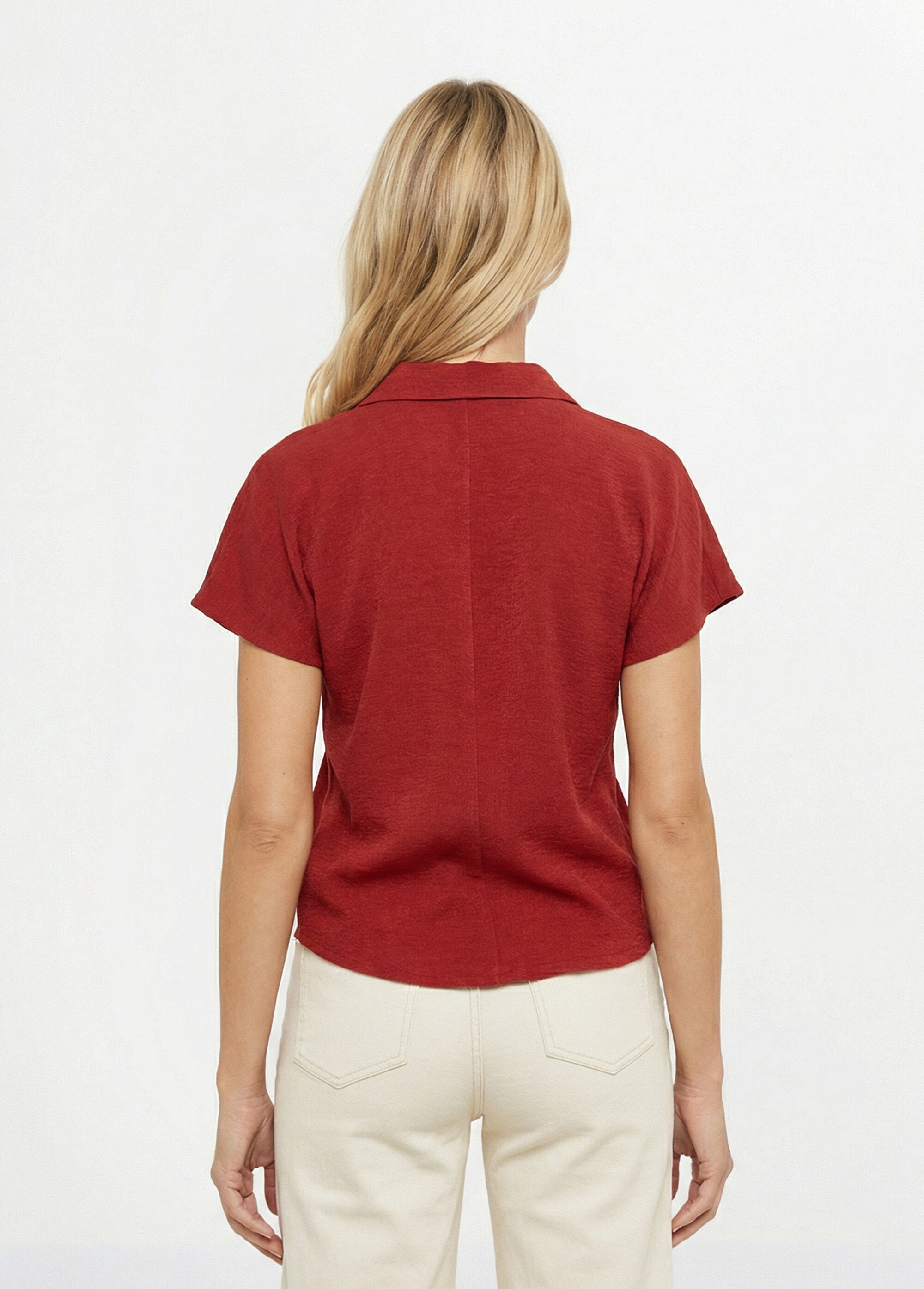 Chemisier manches courtes, noué taille