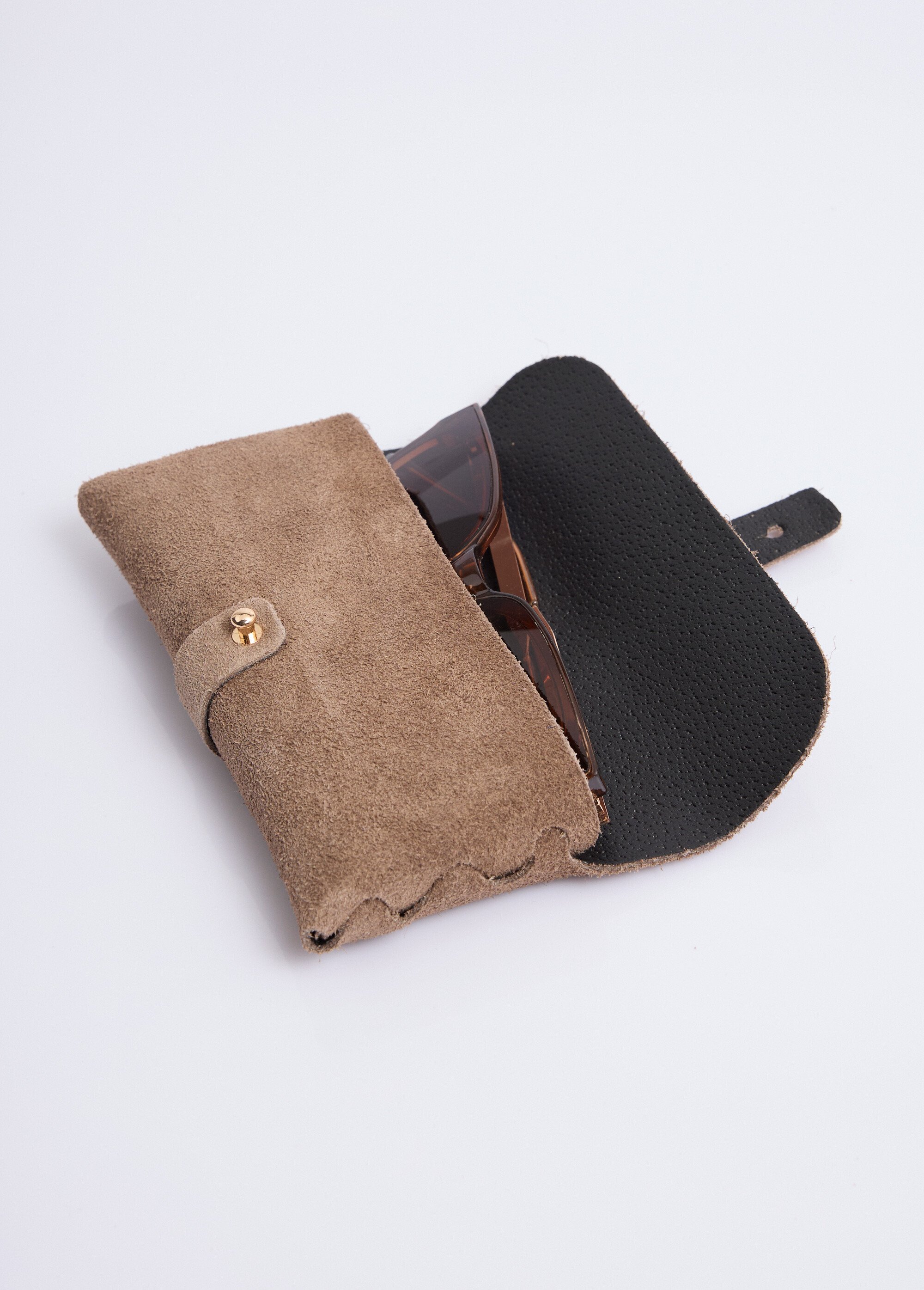 Etui à lunettes cuir suédé bords francs