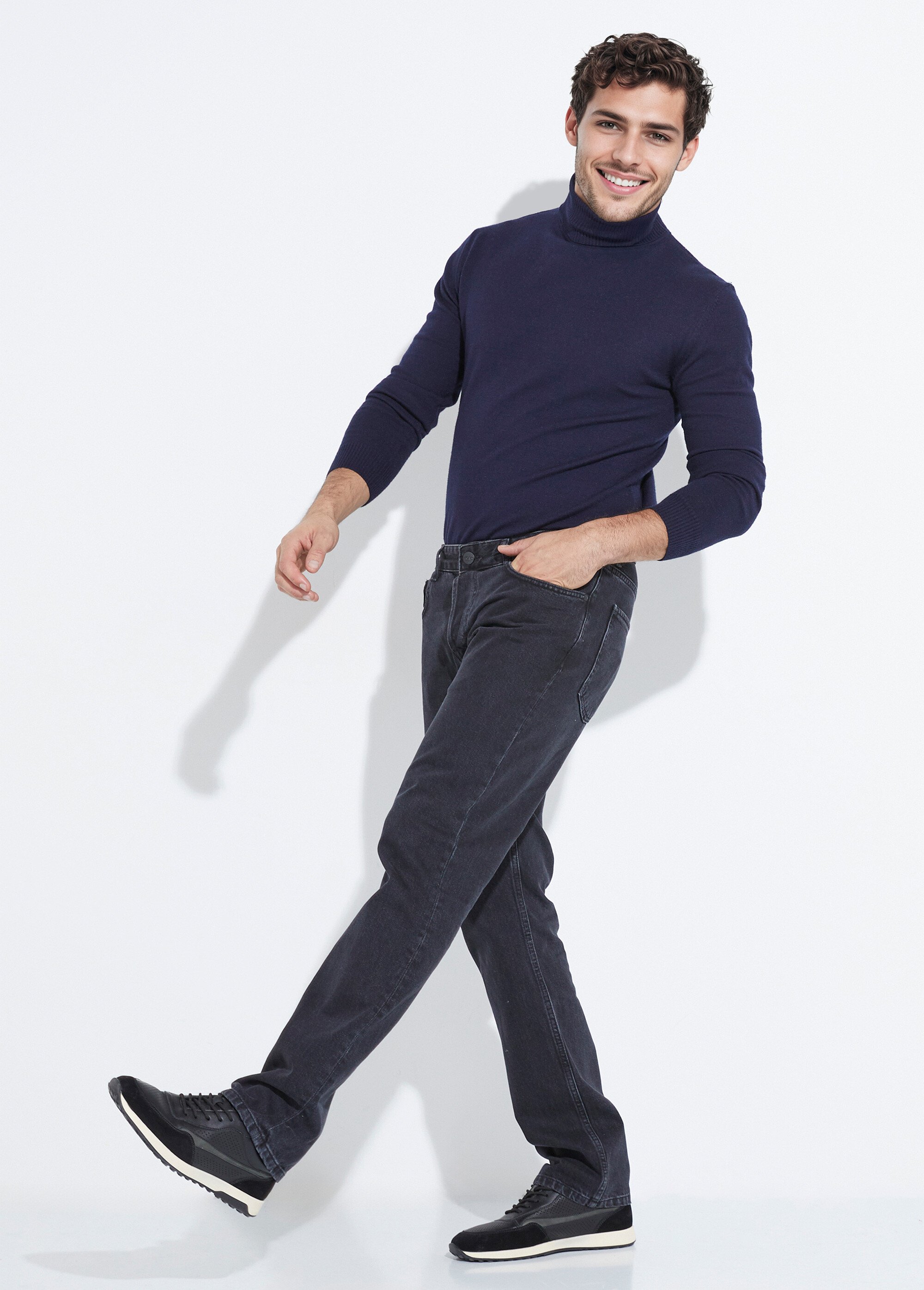 Jean denim 5 poches bas resserré, foncé 1G Homme Noir IKA4090 MV1