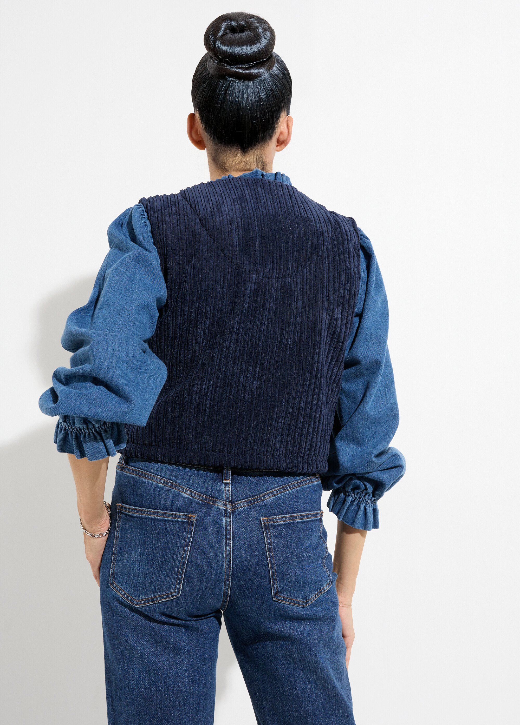 Veste zippée col V sans manches velours