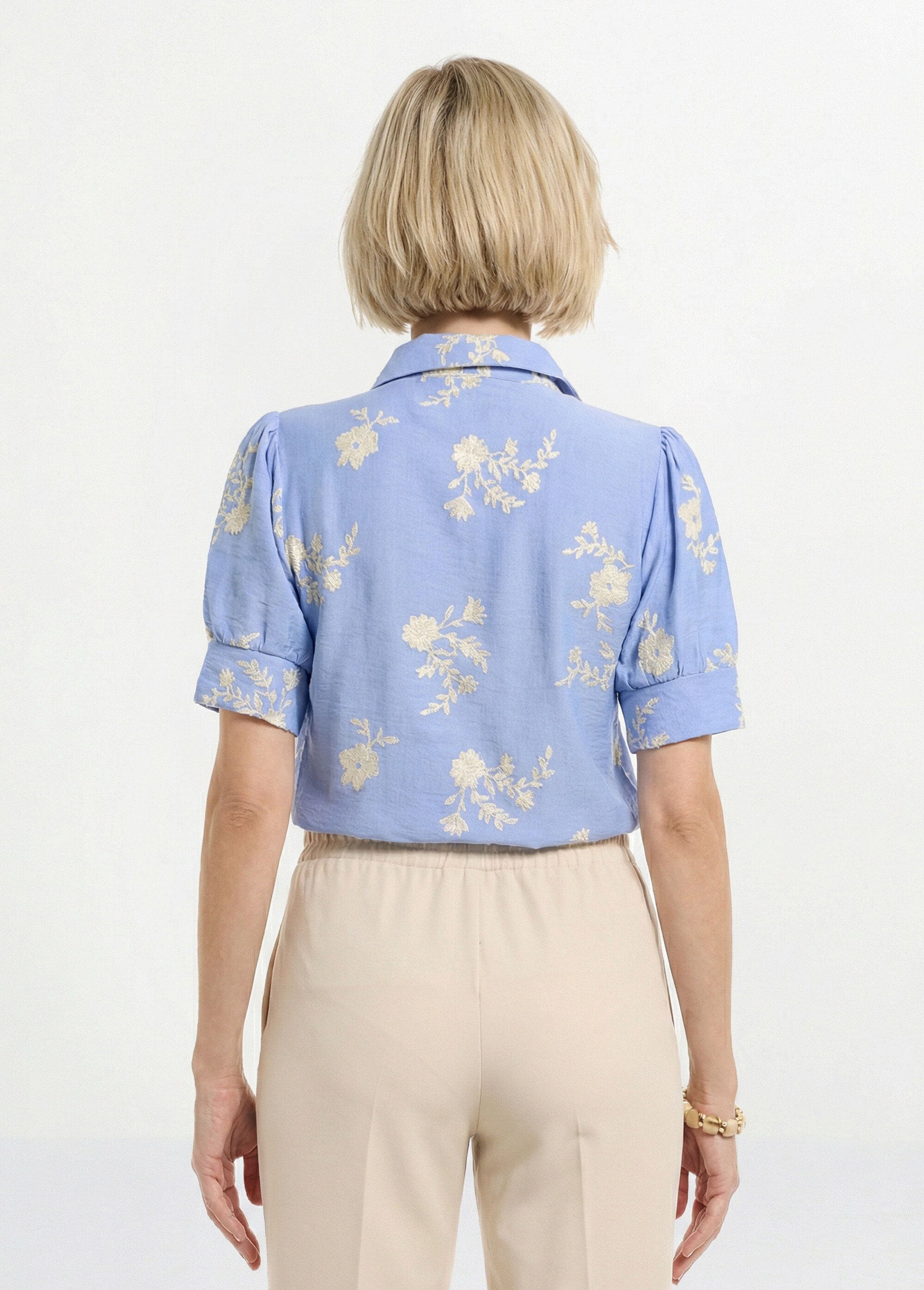 Chemisier brodé manches bouffantes