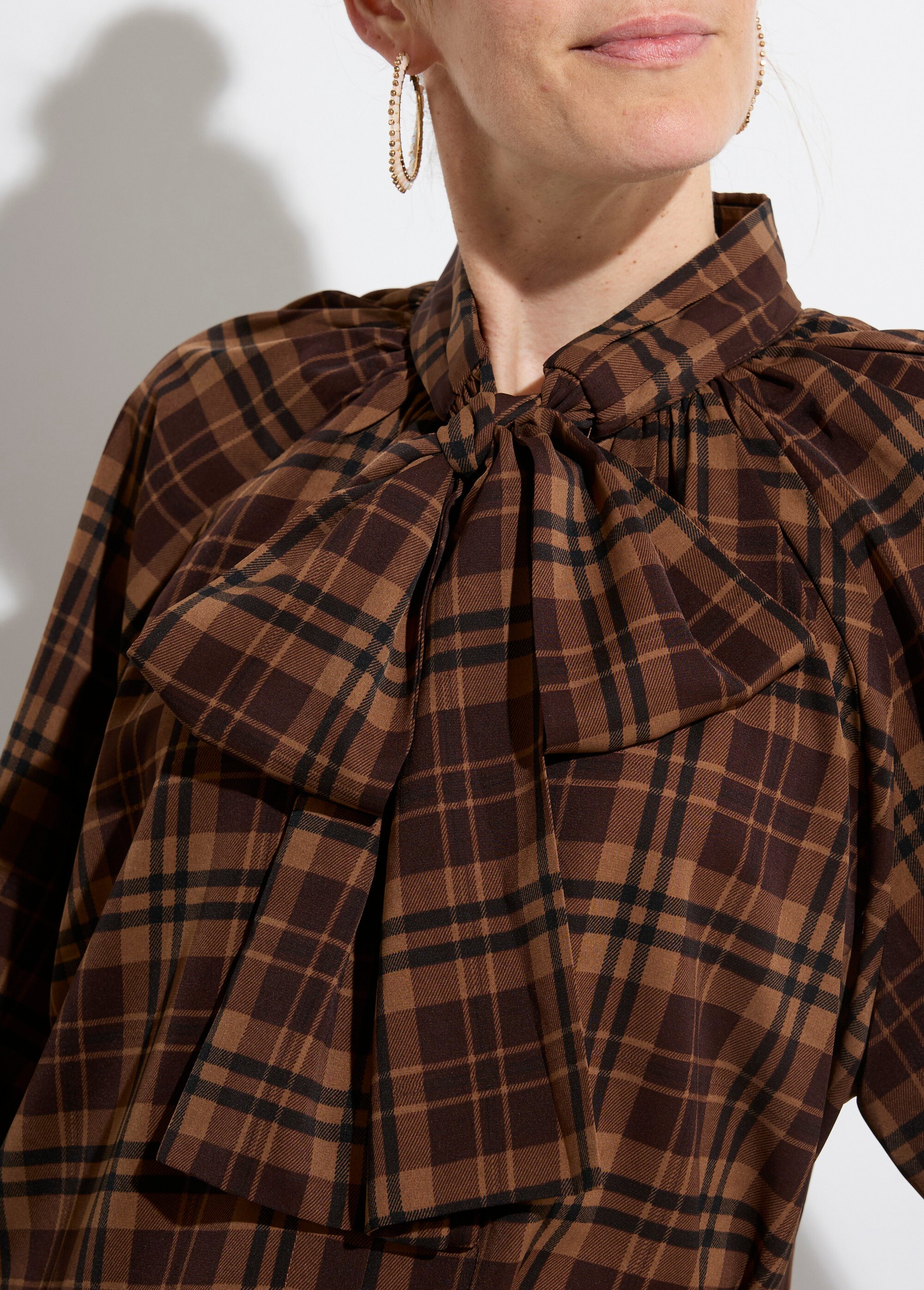 Chemisier voile carreaux avec lavallière Femme Marron JS-CH3582 DE1