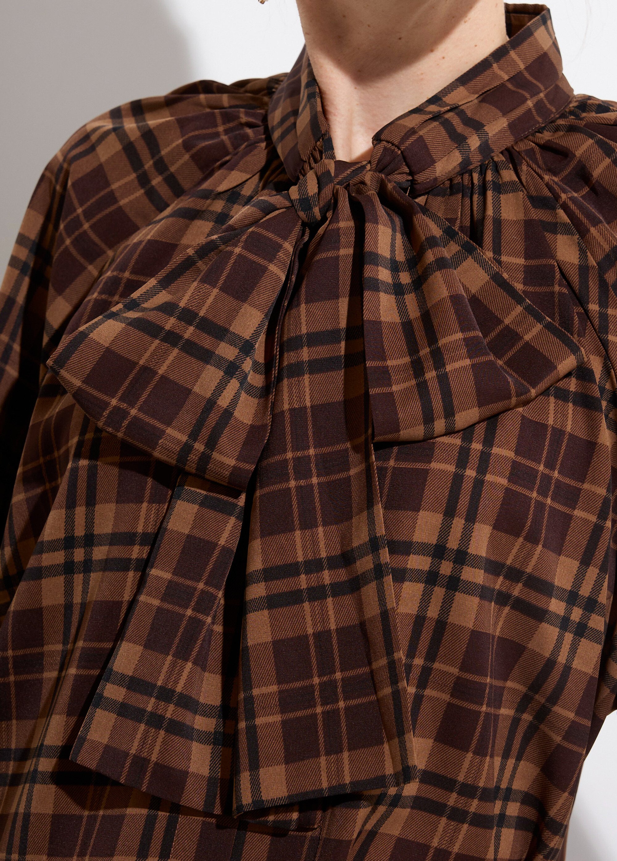 Chemisier voile carreaux avec lavallière Femme Marron JS-CH3582 DE1